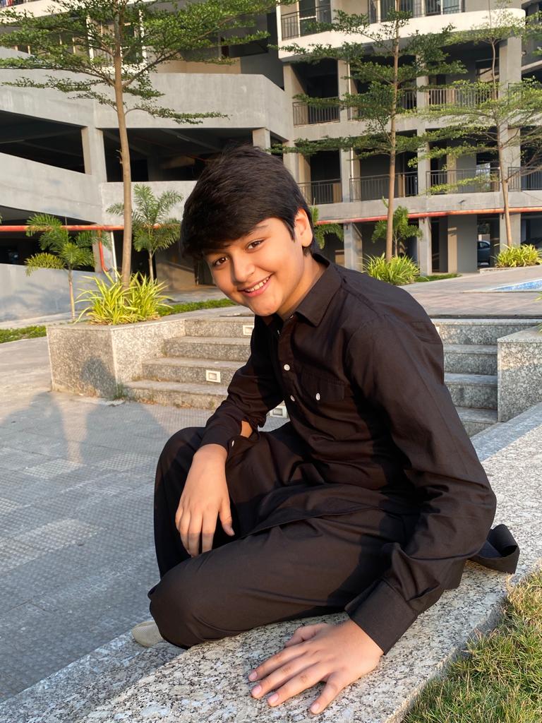 Black Pathani Set