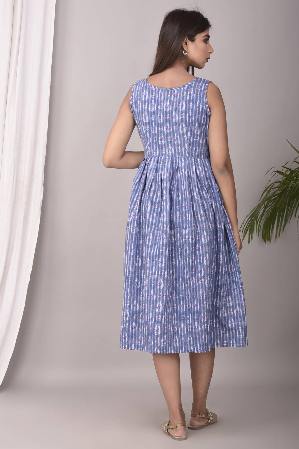FLORAL BLUE DRESS