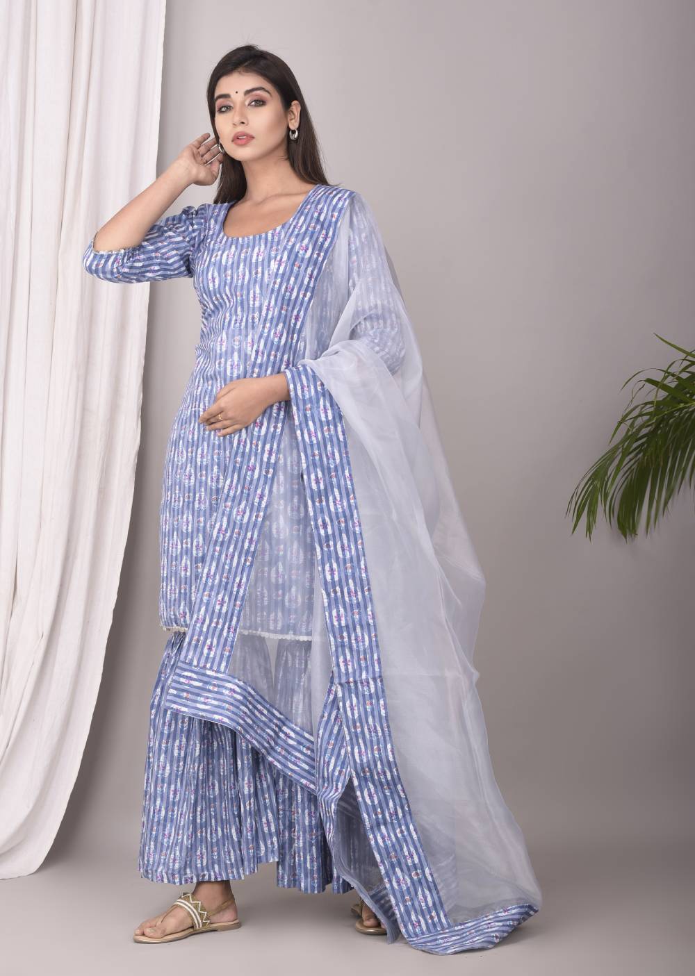 IVY SHARARA SET