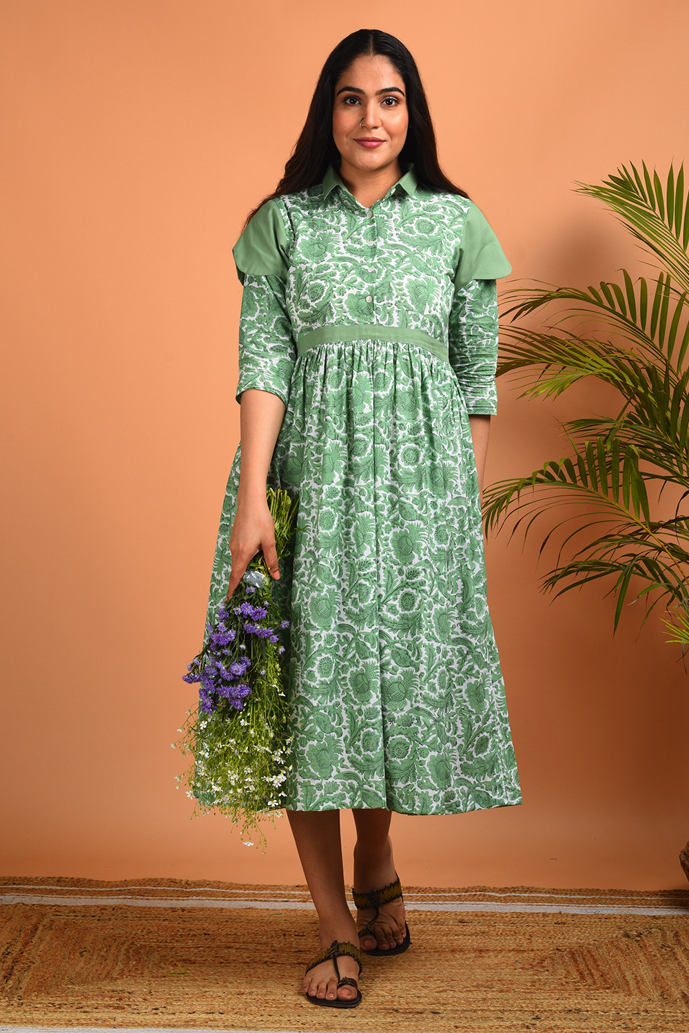 Riwaayat midi Dress