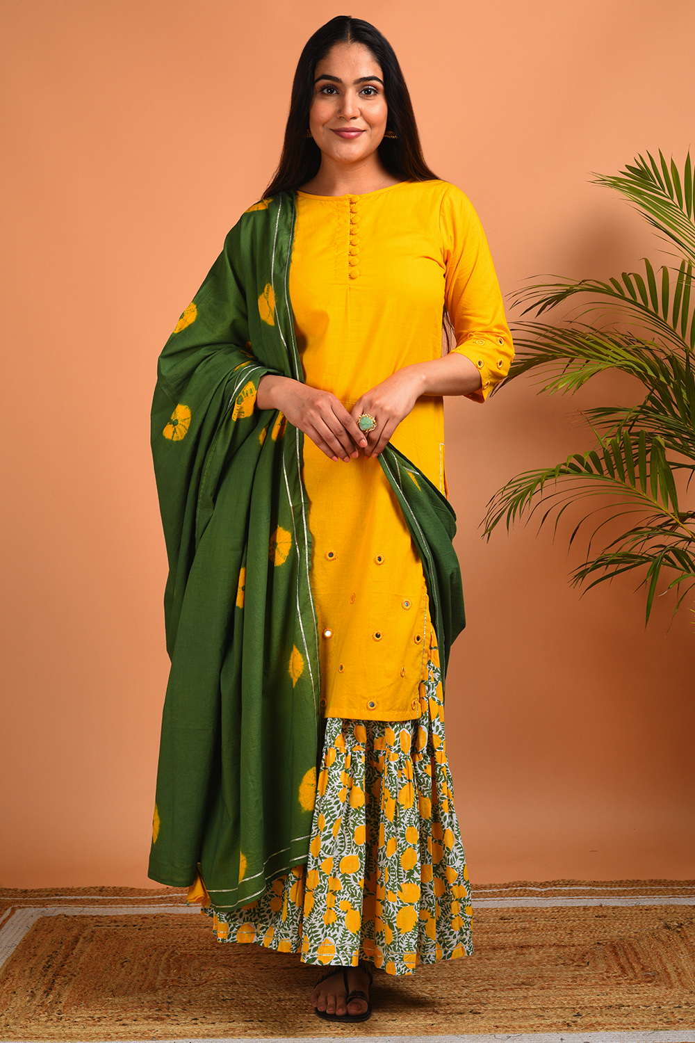 Faiz Sharara set