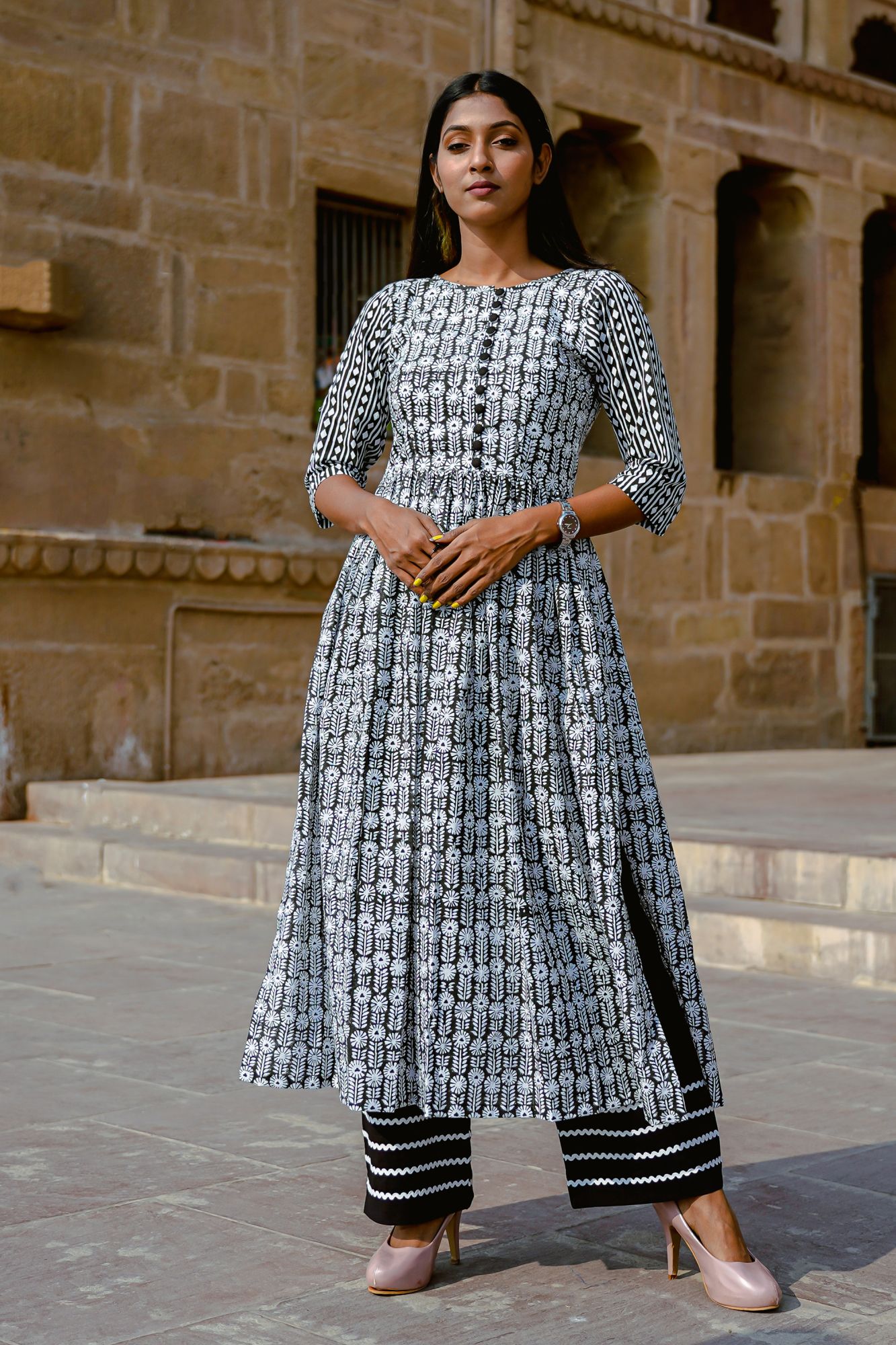 Black Palmette Kurta Set