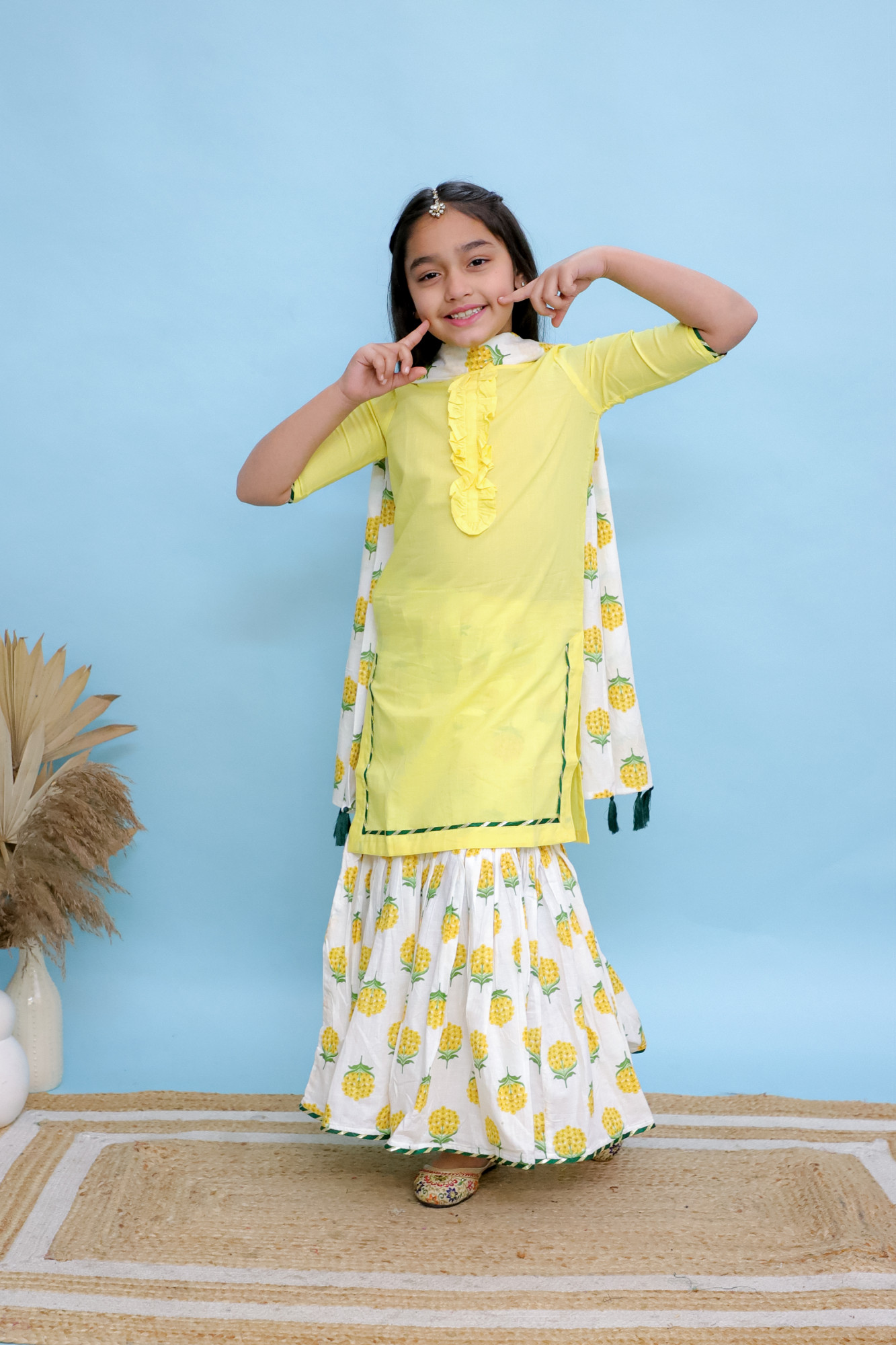 Khushbu Sharara Set