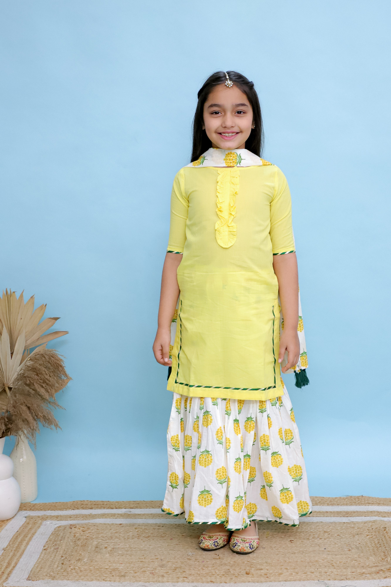 Khushbu Sharara Set