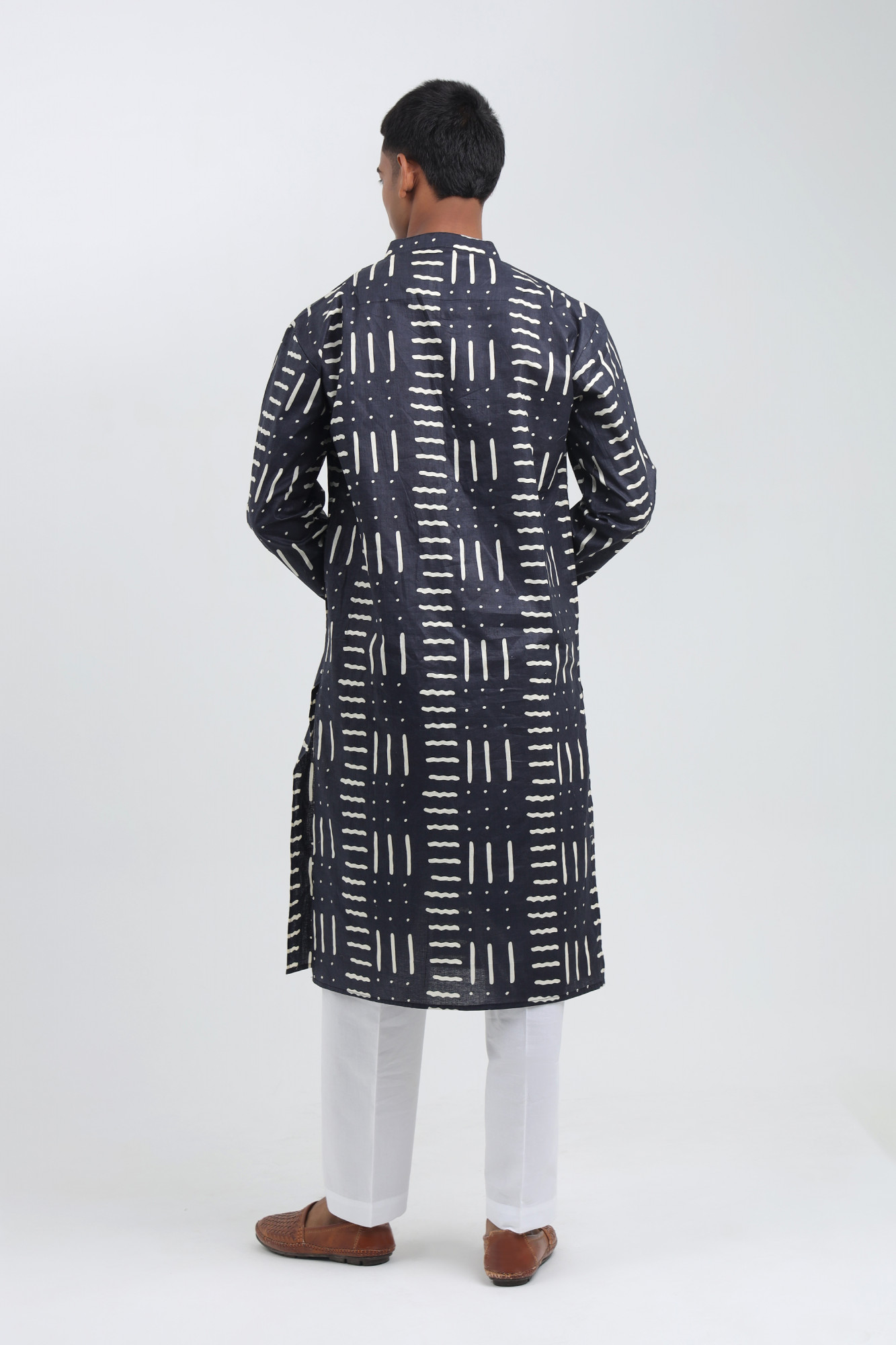 Shade Navy Abstract Printed Kurta for Men  Cotton Relaxed Fit