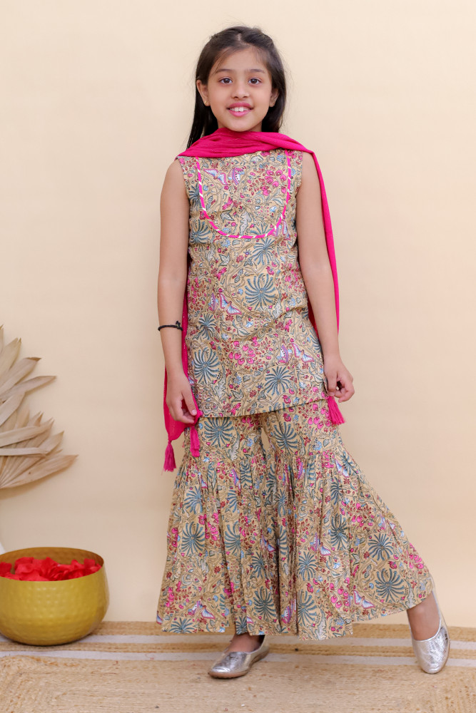 Image of Rose Garden Twirt Set