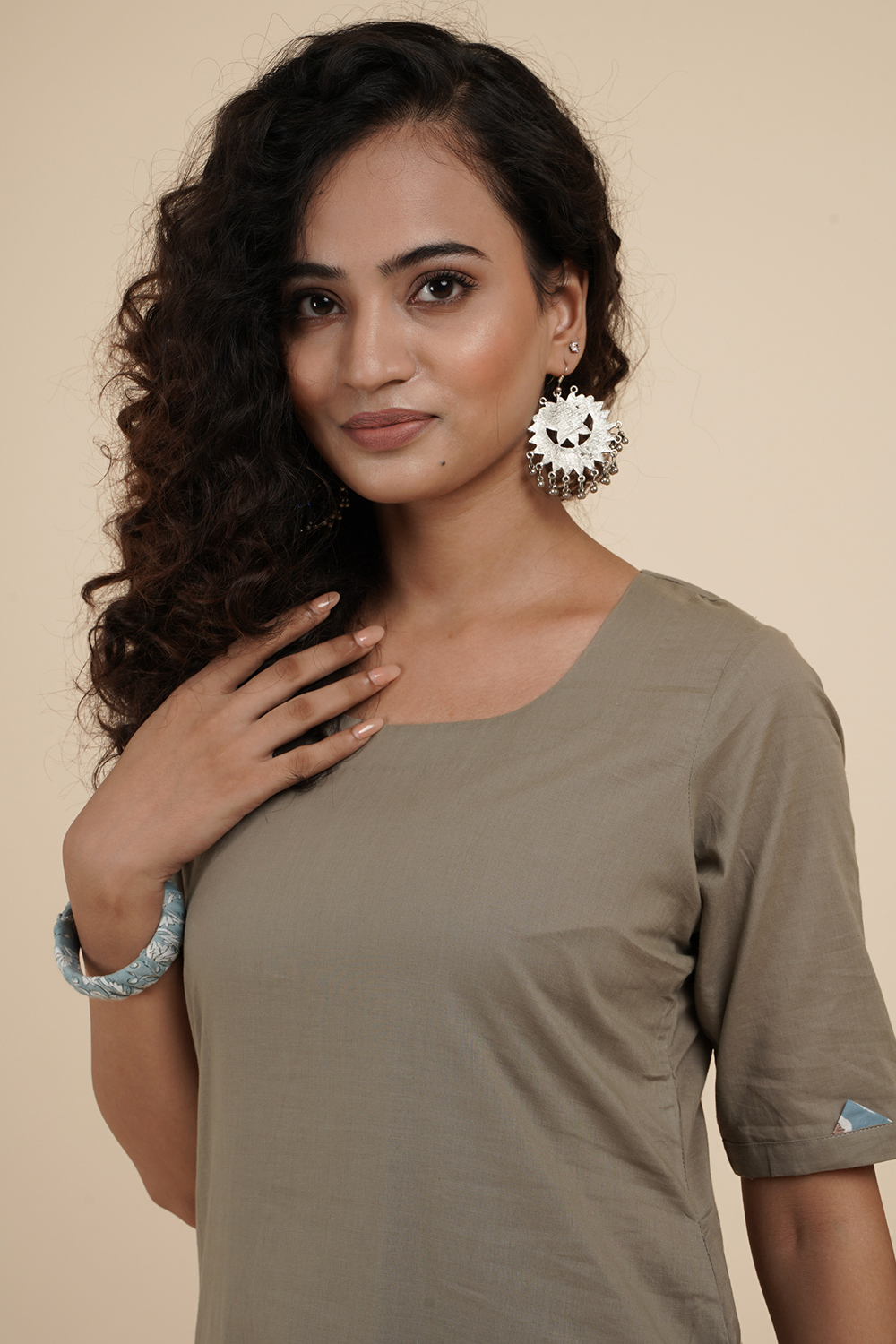 FAWN BOW KURTA SET