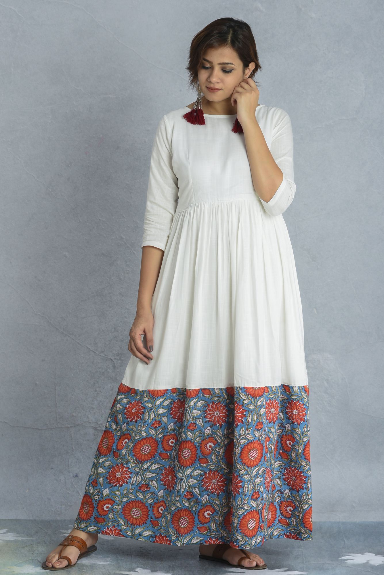 WHITE FLORA DRESS