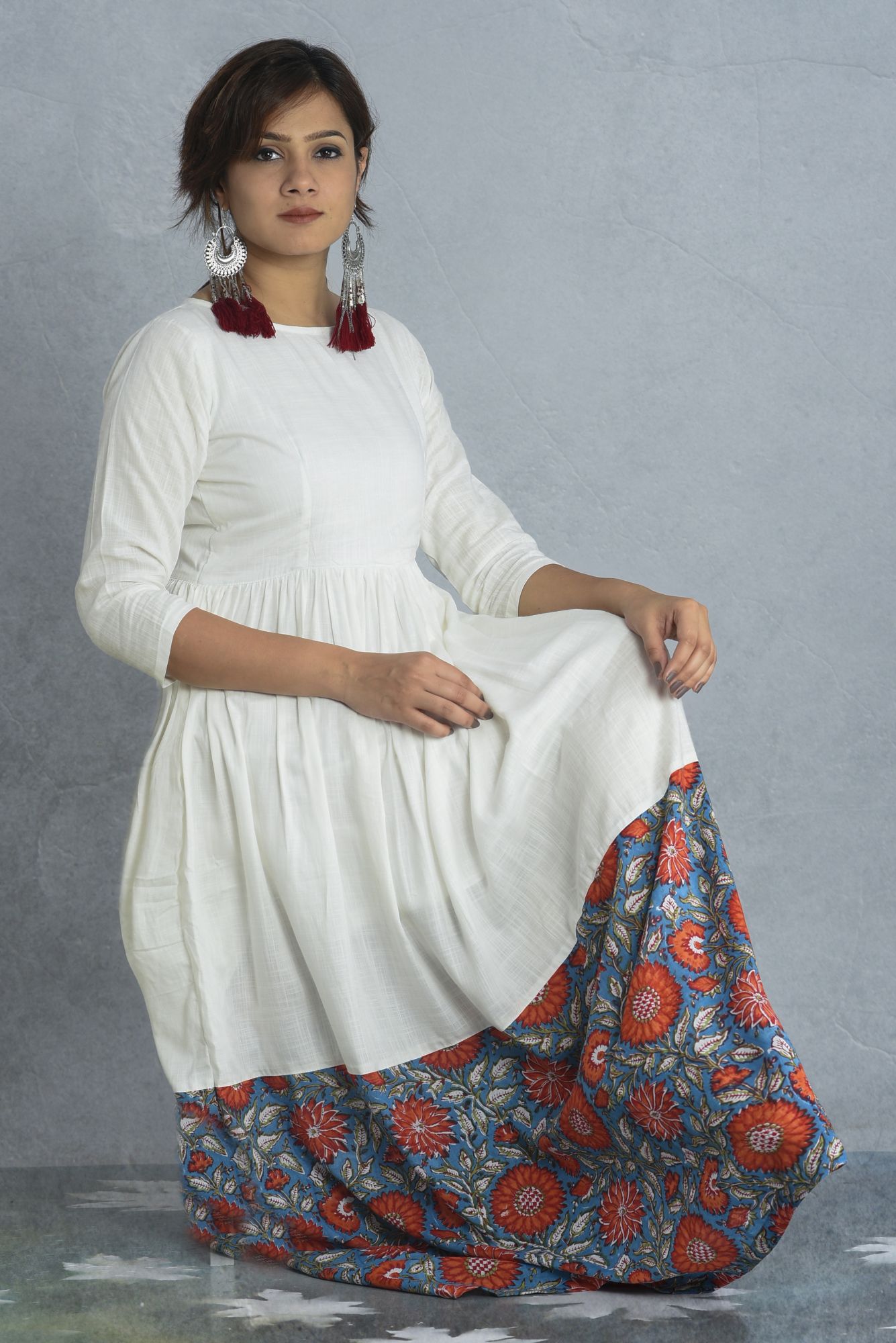 WHITE FLORA DRESS