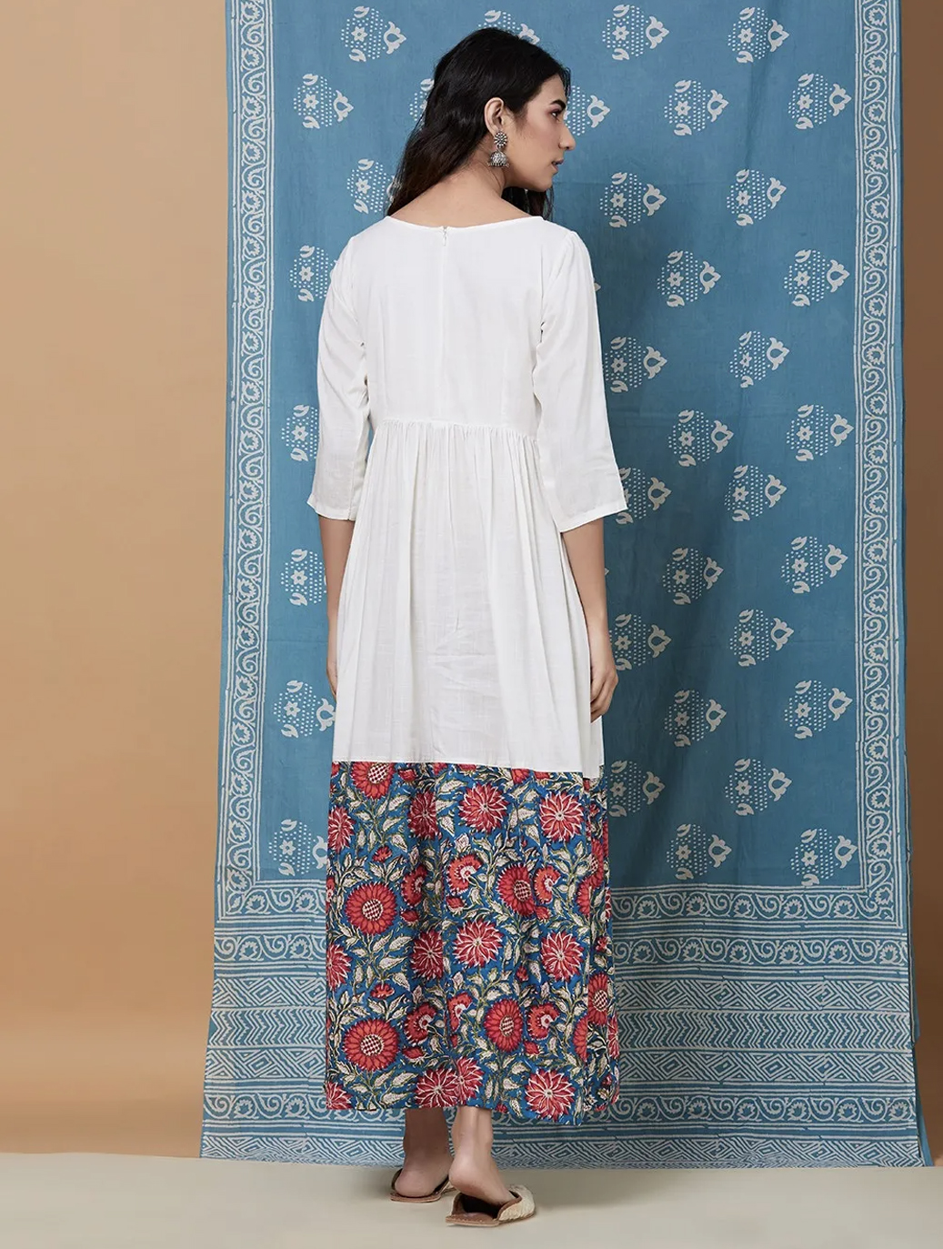 WHITE FLORA DRESS