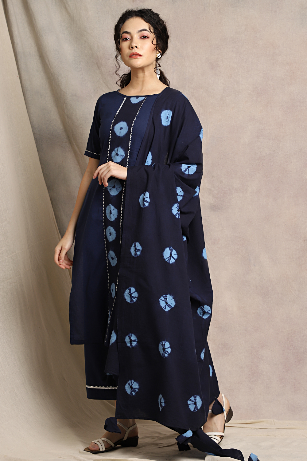 INDIGO BANDHINI SET