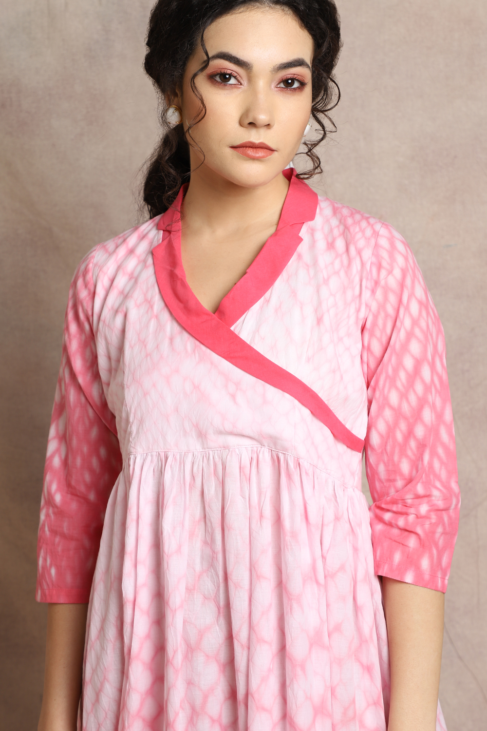 MARBEL LAPEL DRESS