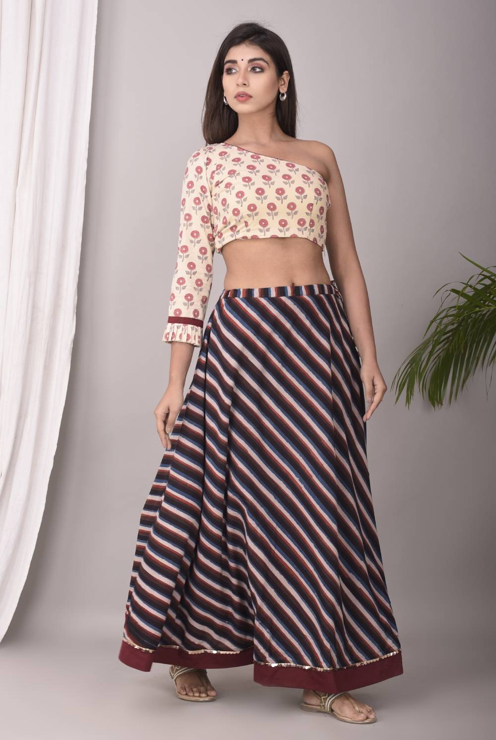 ORCHID STYLIZED TOP