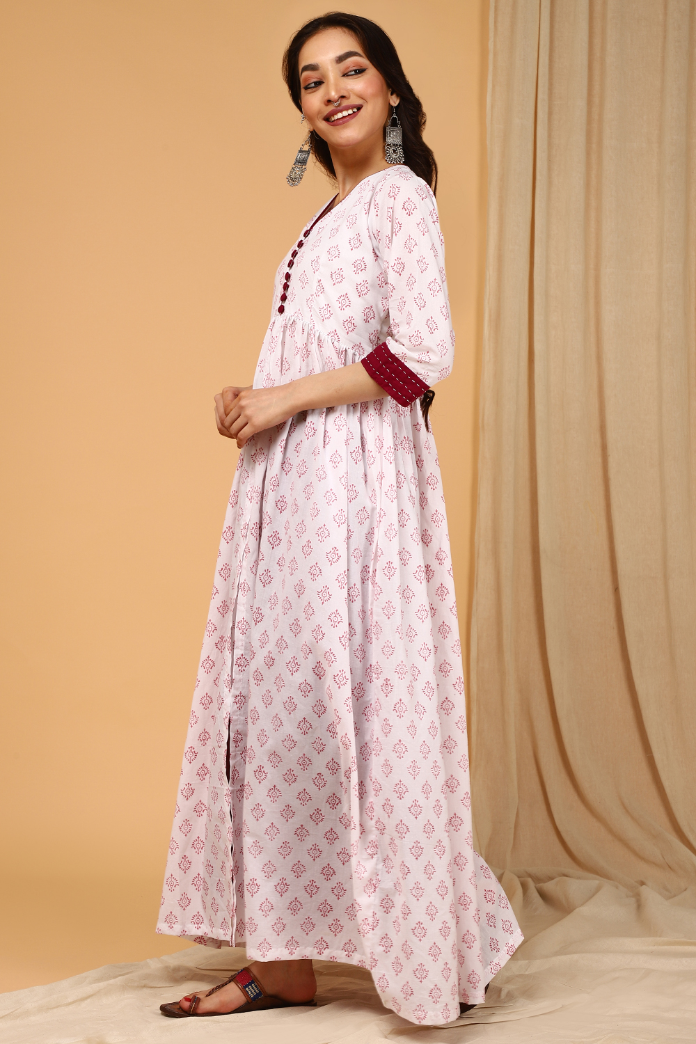 BOOTA KANTHA CAPE
