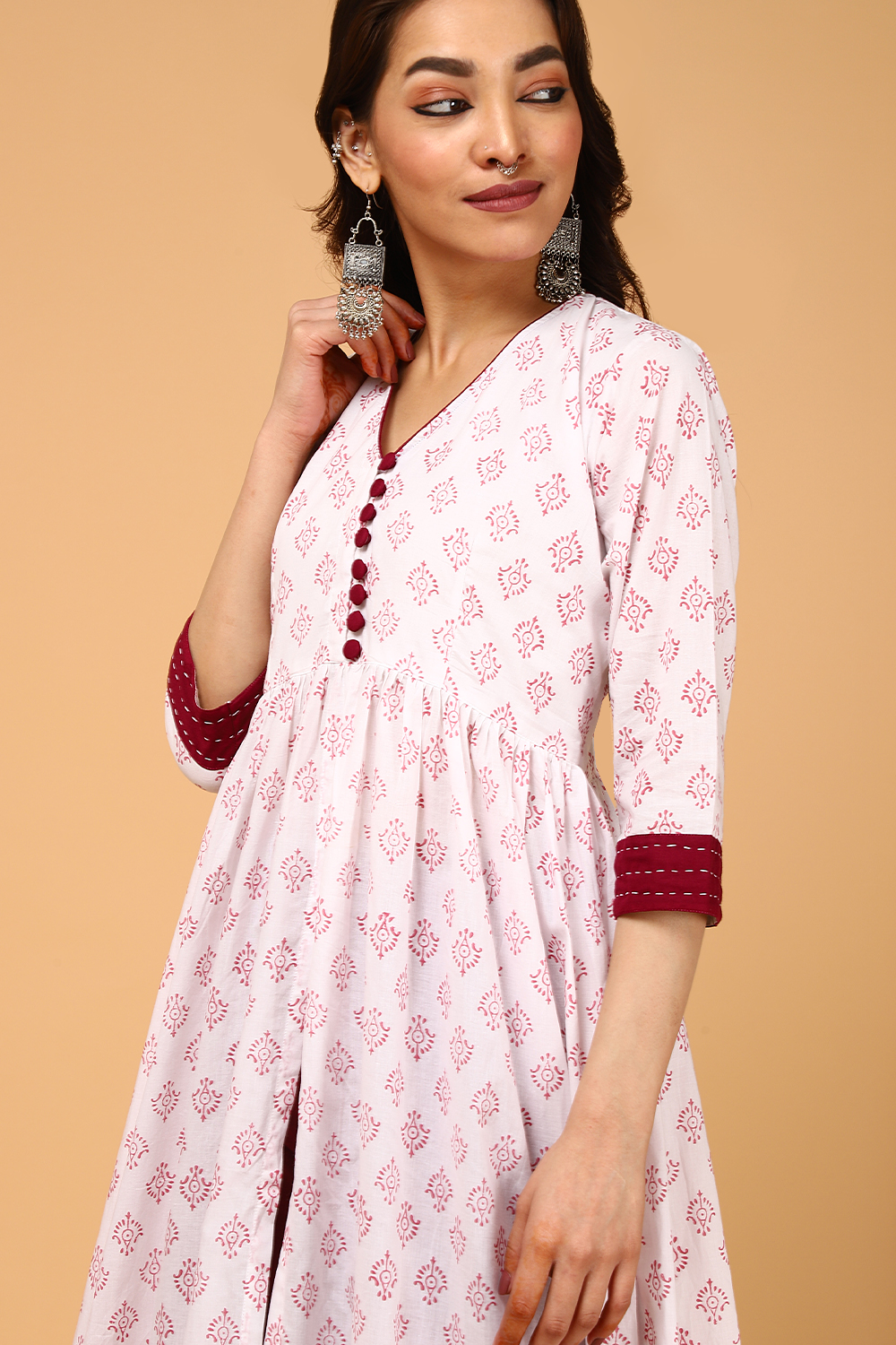 BOOTA KANTHA CAPE