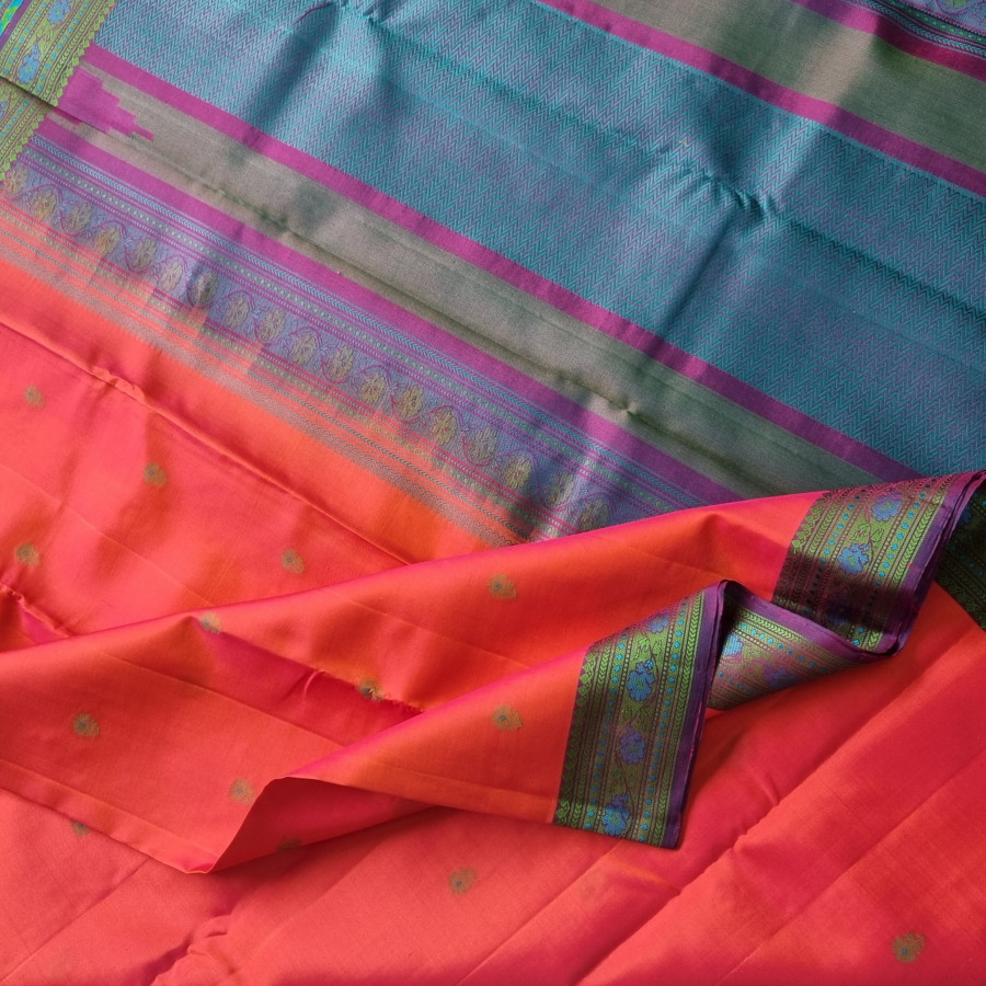 No zari Kanjivaram Silks