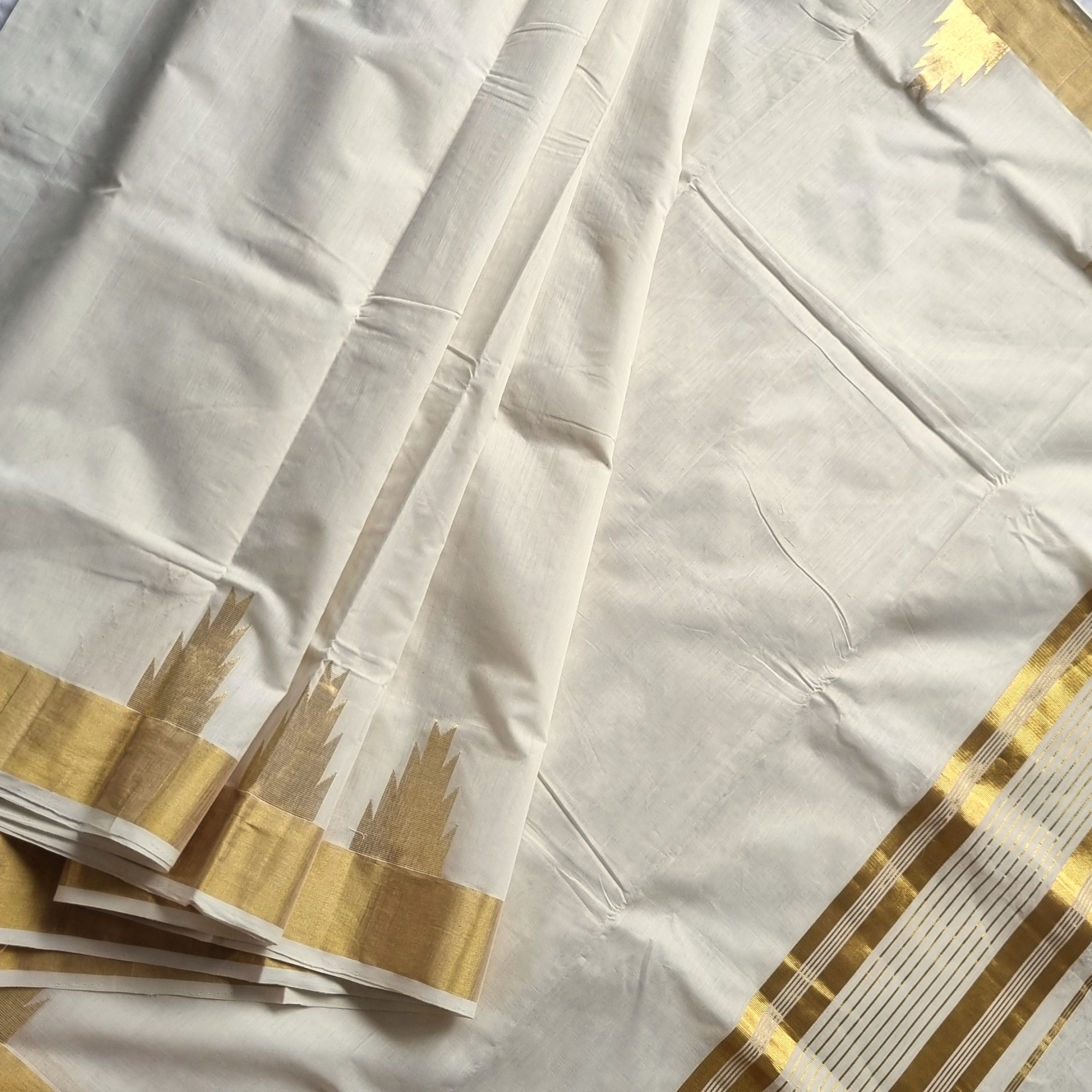 Kerala cotton Kasavu with temple borders