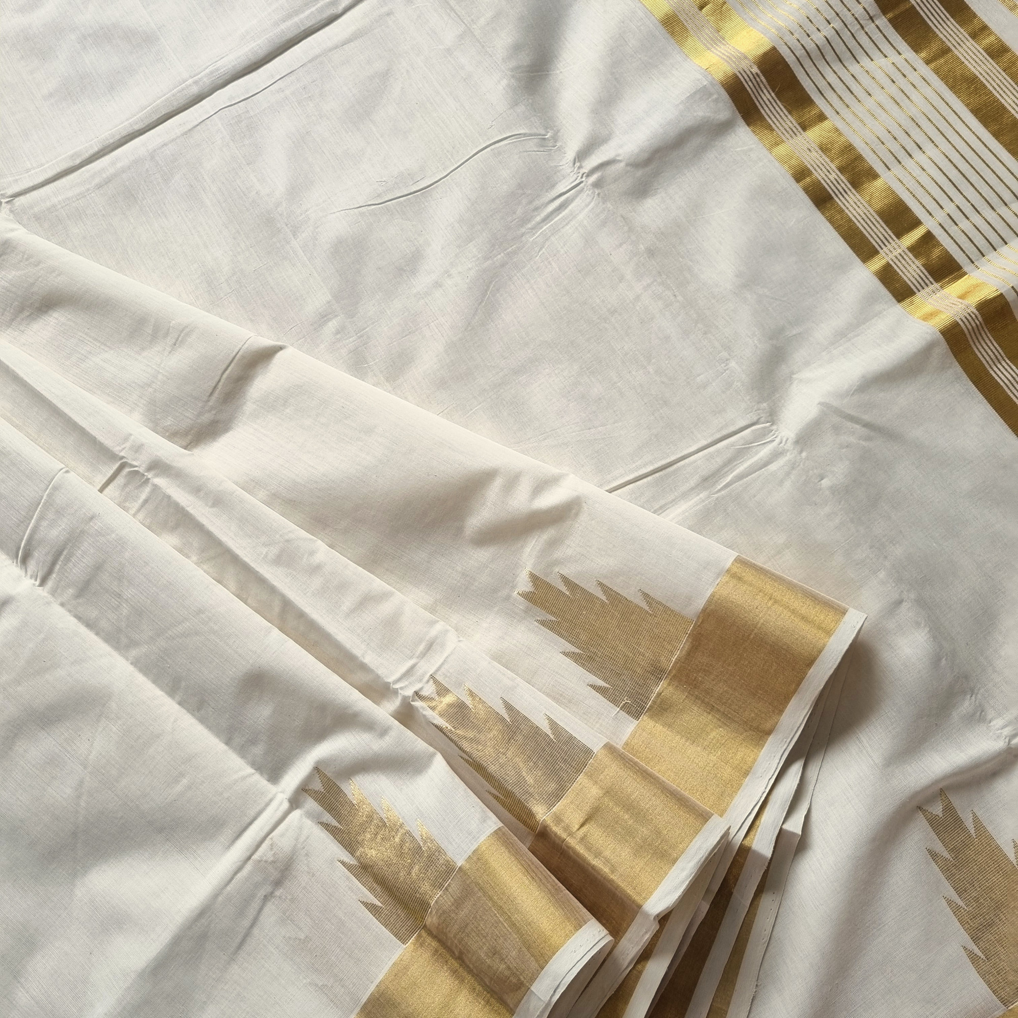 Kerala cotton Kasavu with temple borders