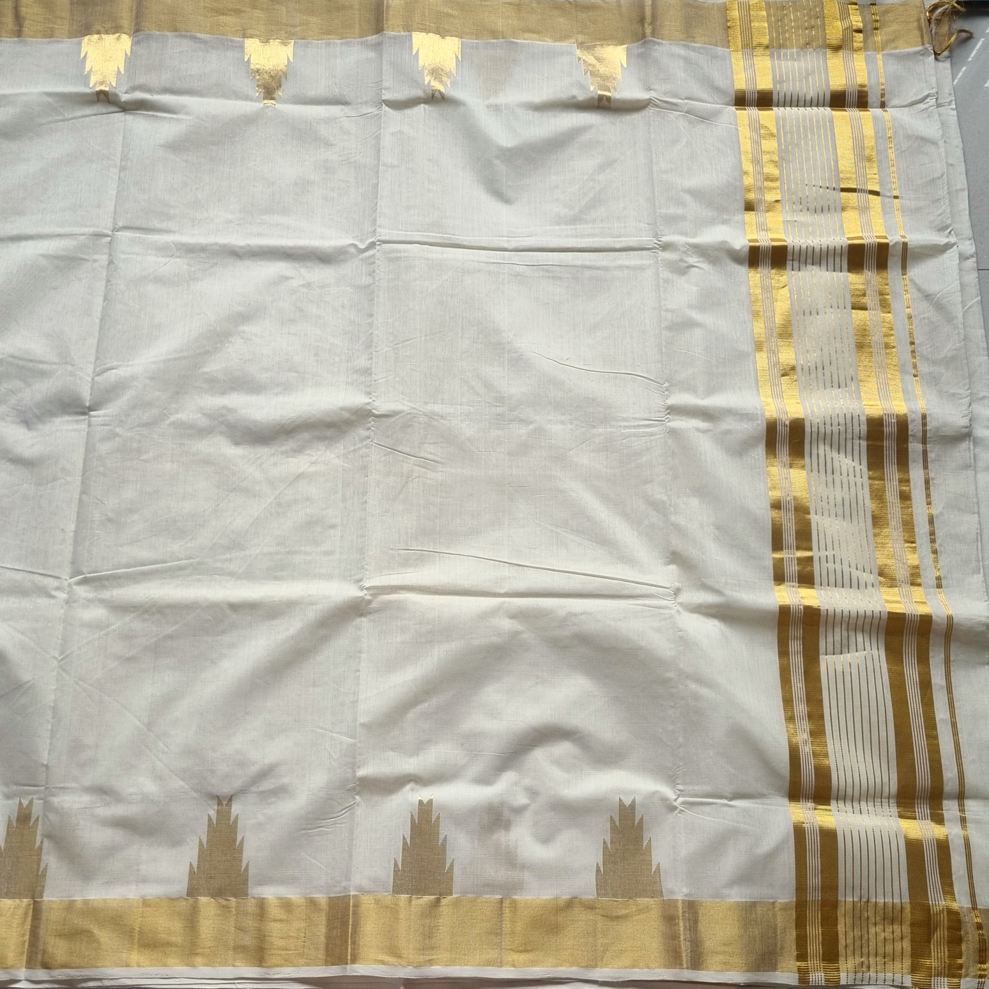 Kerala cotton Kasavu with temple borders