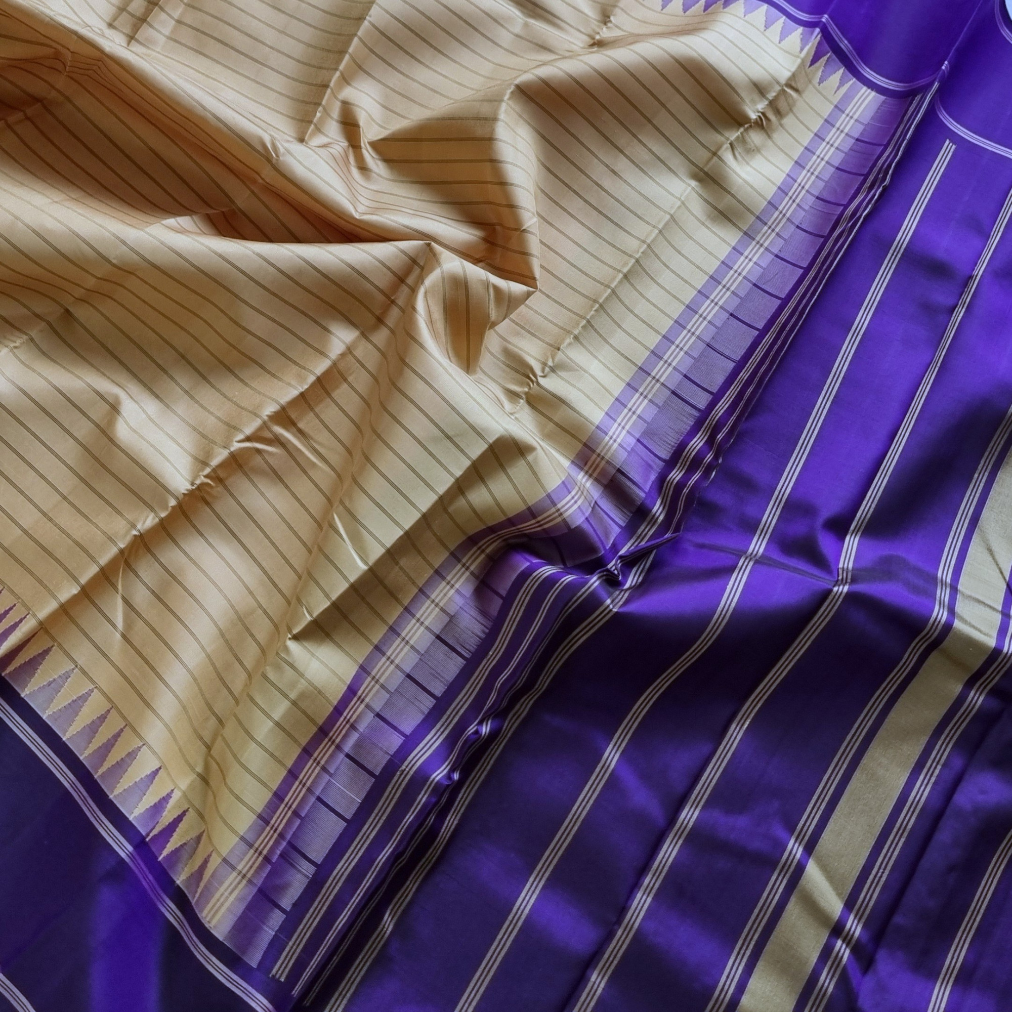 Kanjivaram Silk Korvai elegant beige