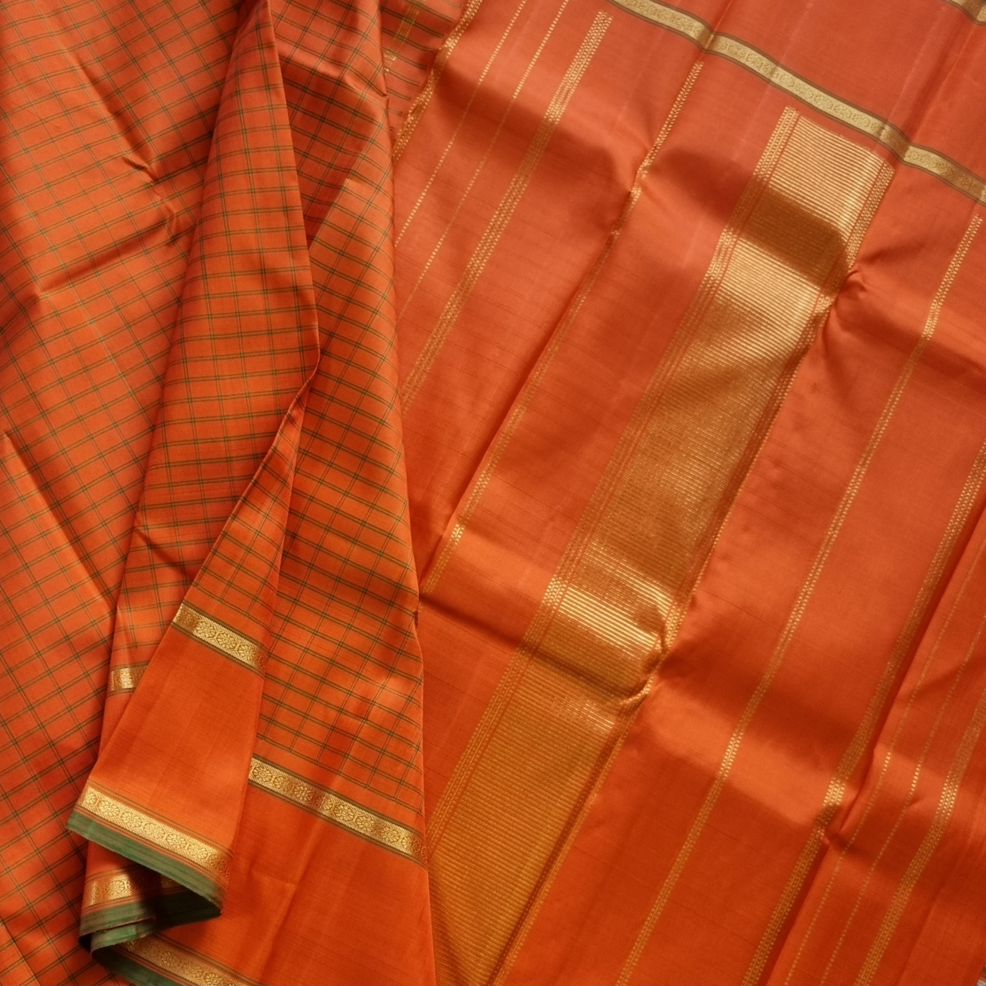 Kanjivaram Silk rust orange kattam