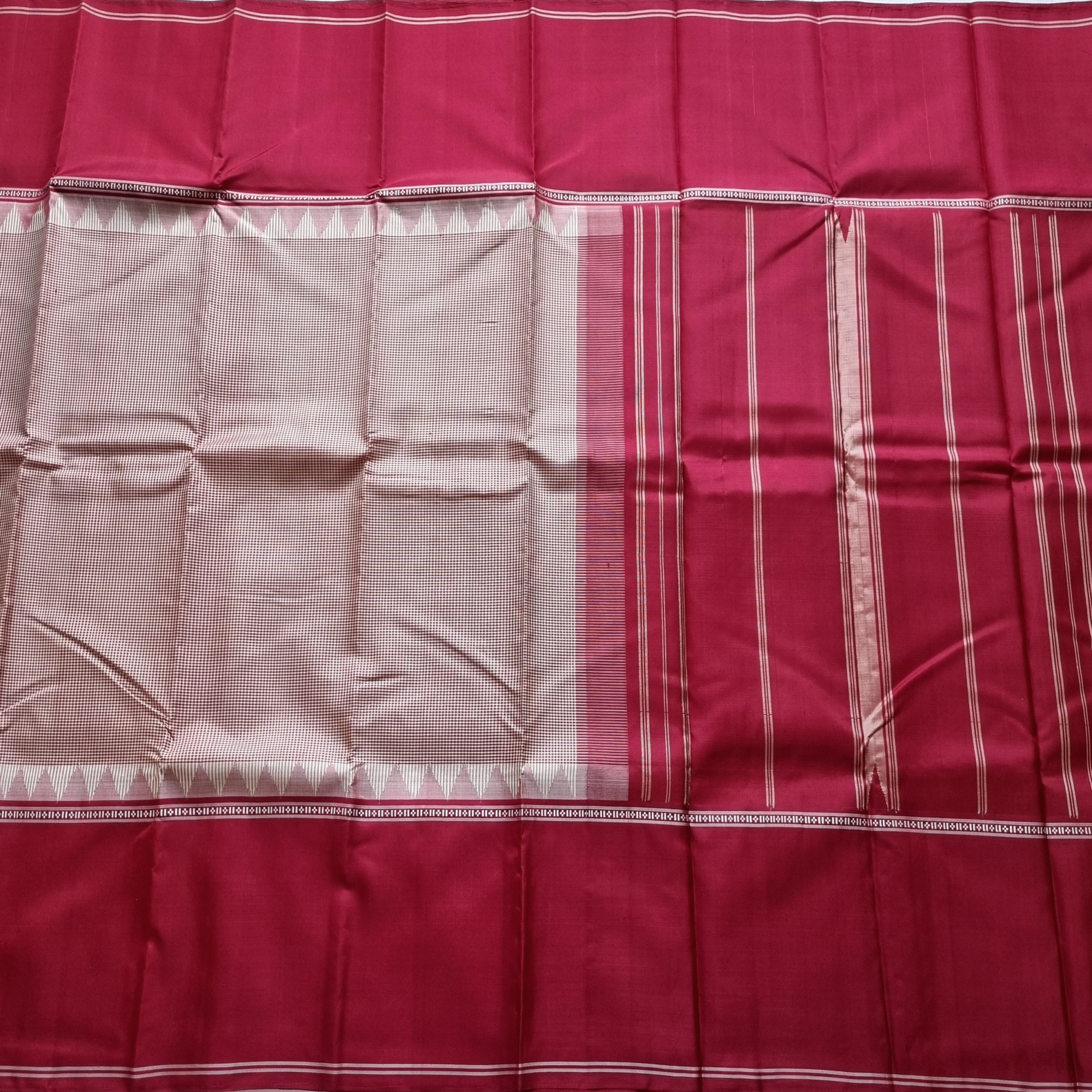 Kanjivaram Silk Podi kattam Korvai threadwork