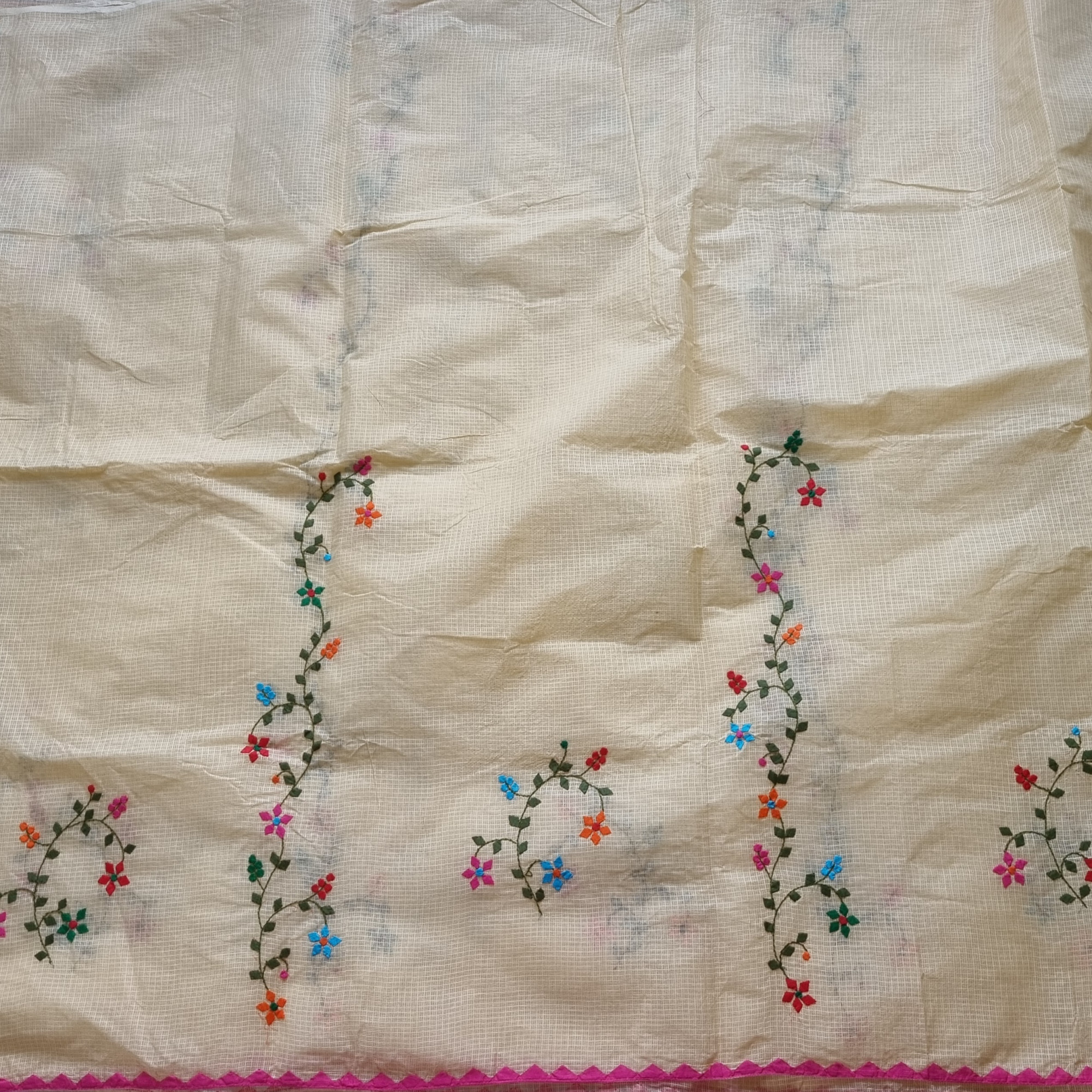 Rangeeli - multicolor Phool patti ka kaam X beige Kota