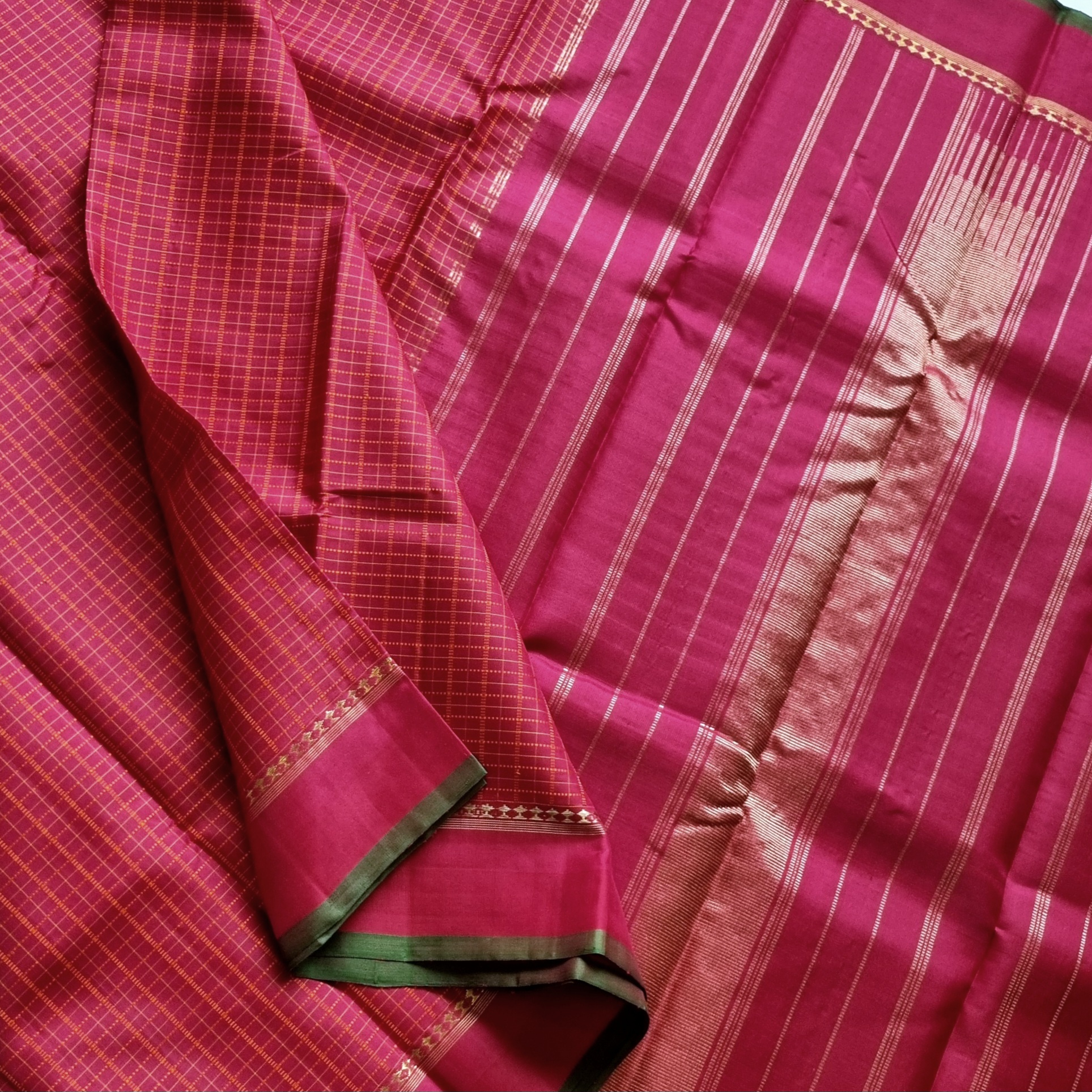Kanjivaram Silk arakku red kattam