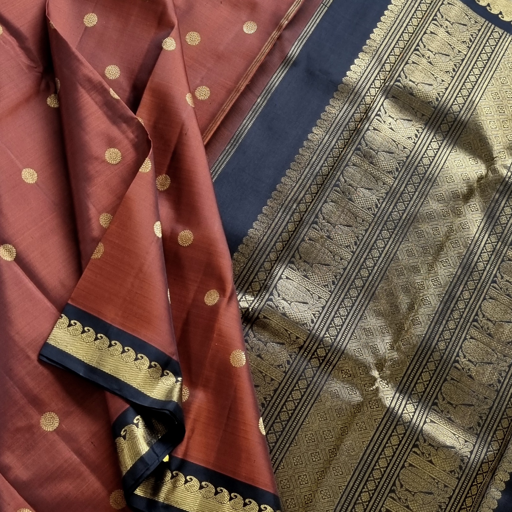 Kanjivaram Silk rust brown