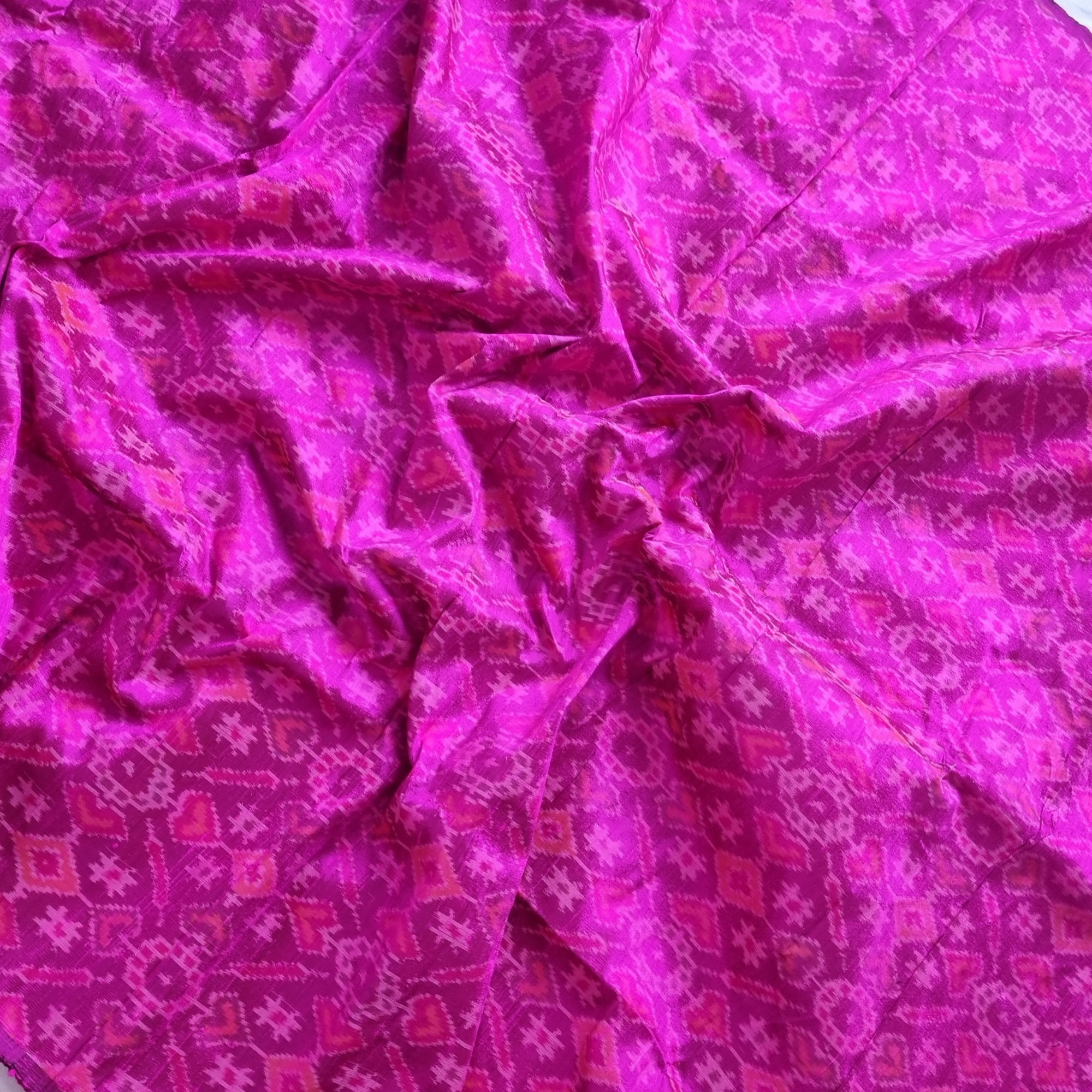 YARDAGE - Raw silk Ikat pink