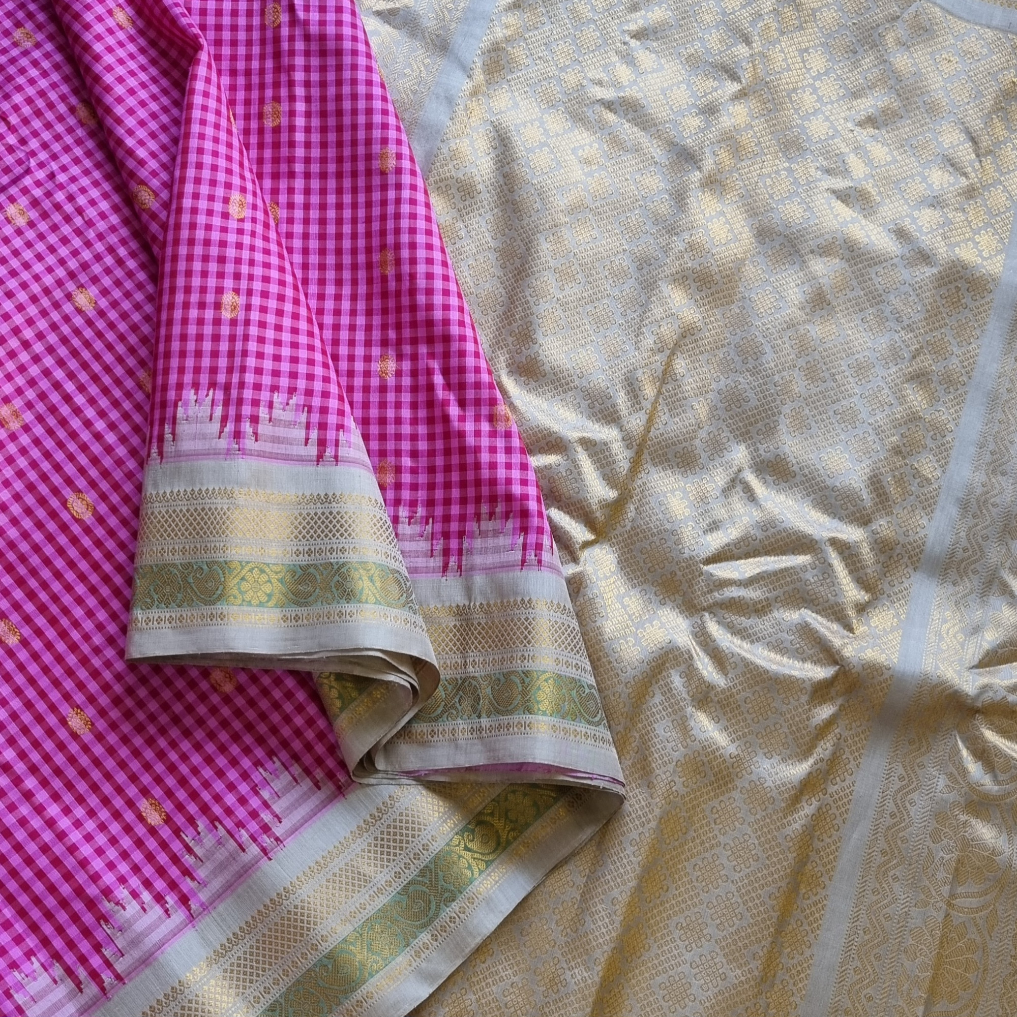 Gadwal Silk pink