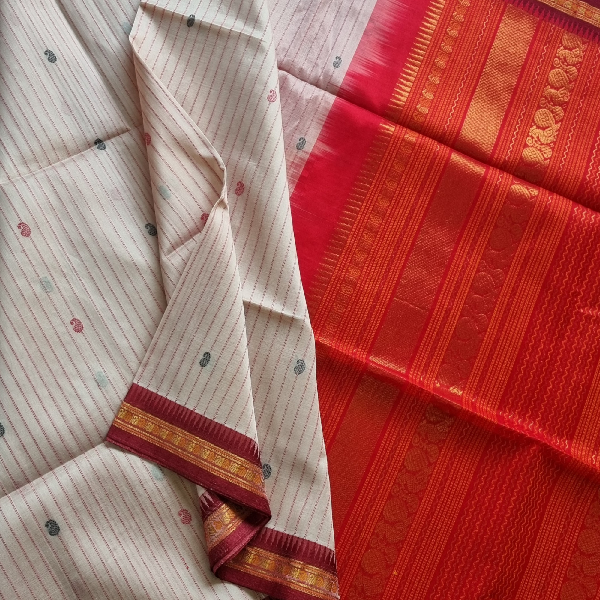 Kanchi Silkcotton beige and red