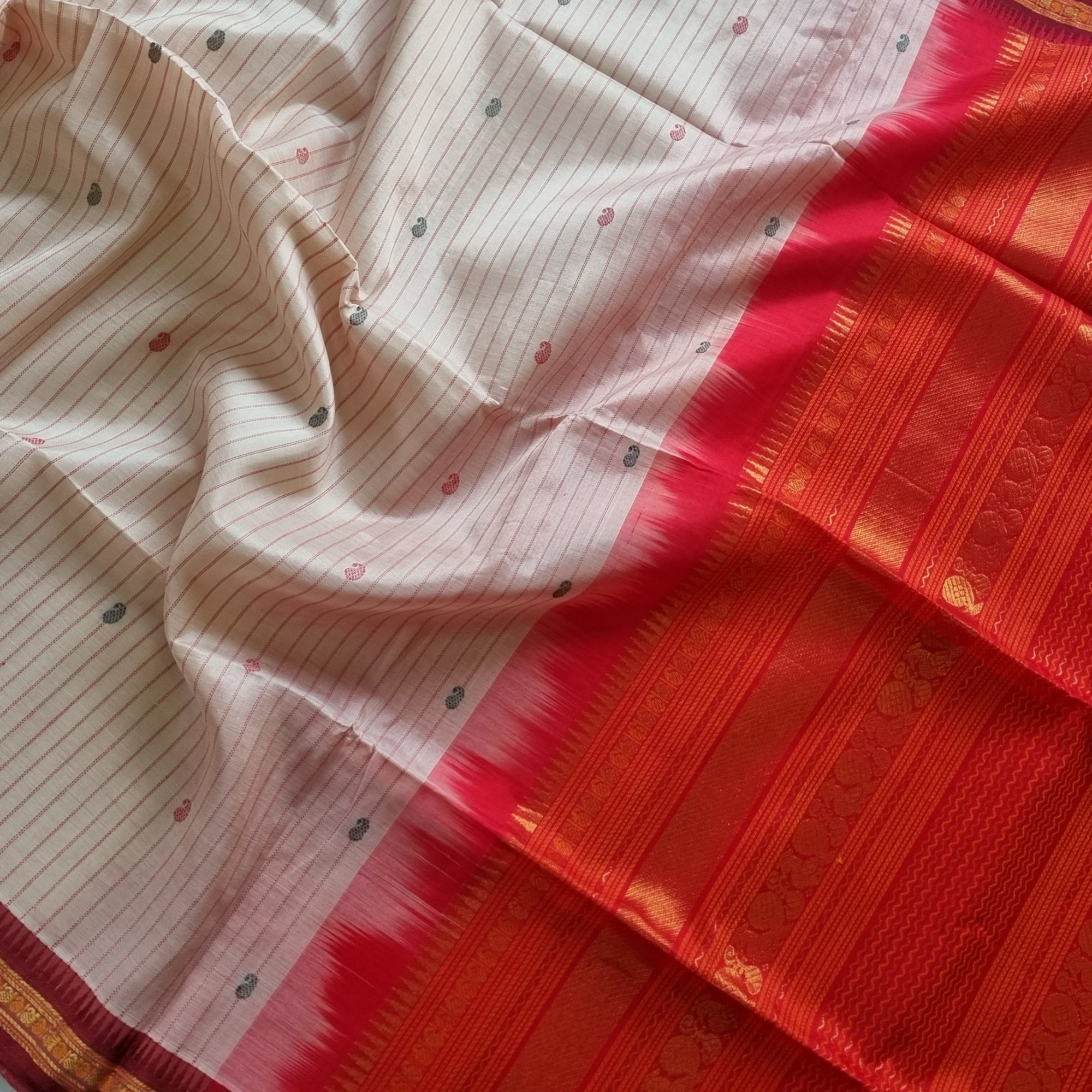 Kanchi Silkcotton beige and red
