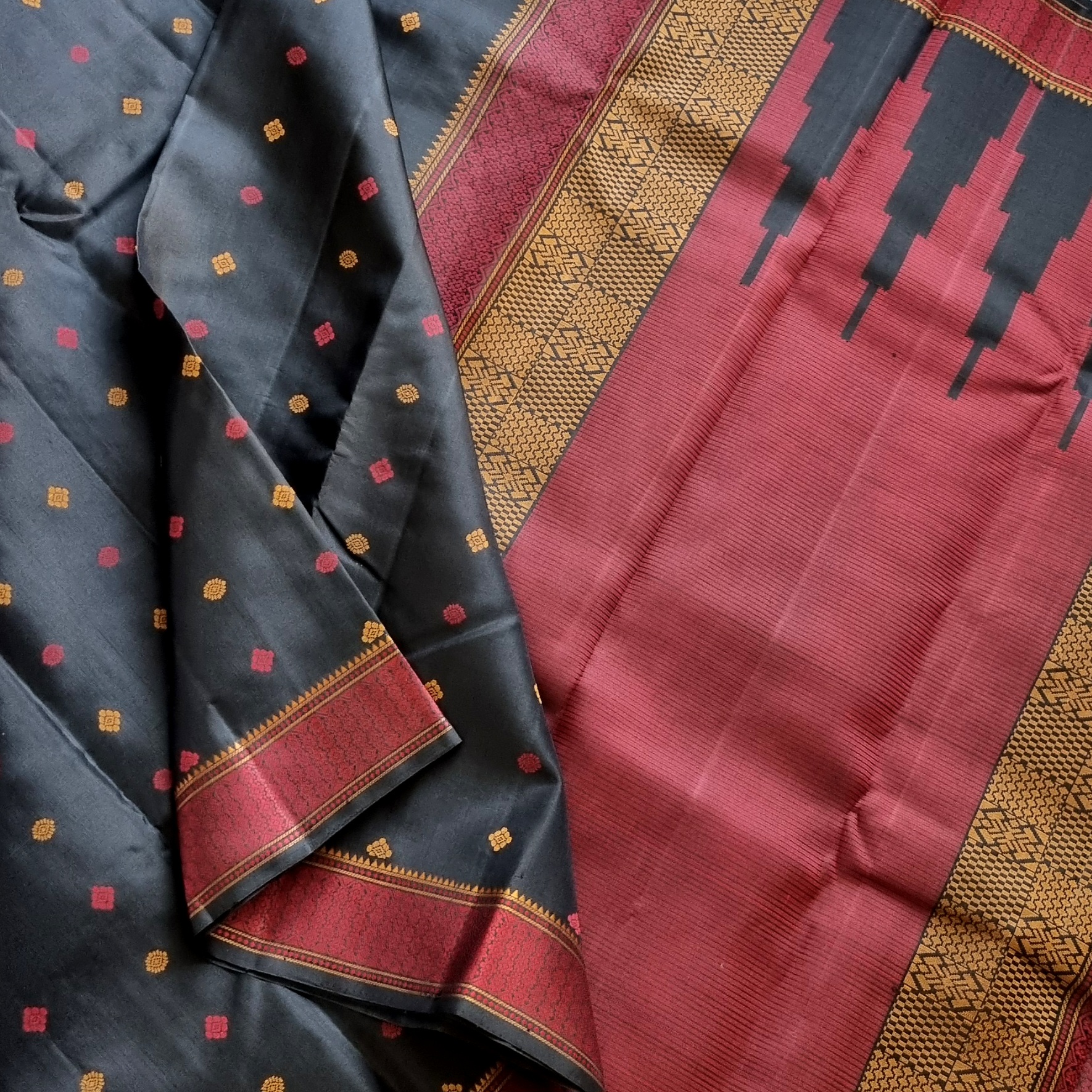 Kanjivaram Silk black threadwork