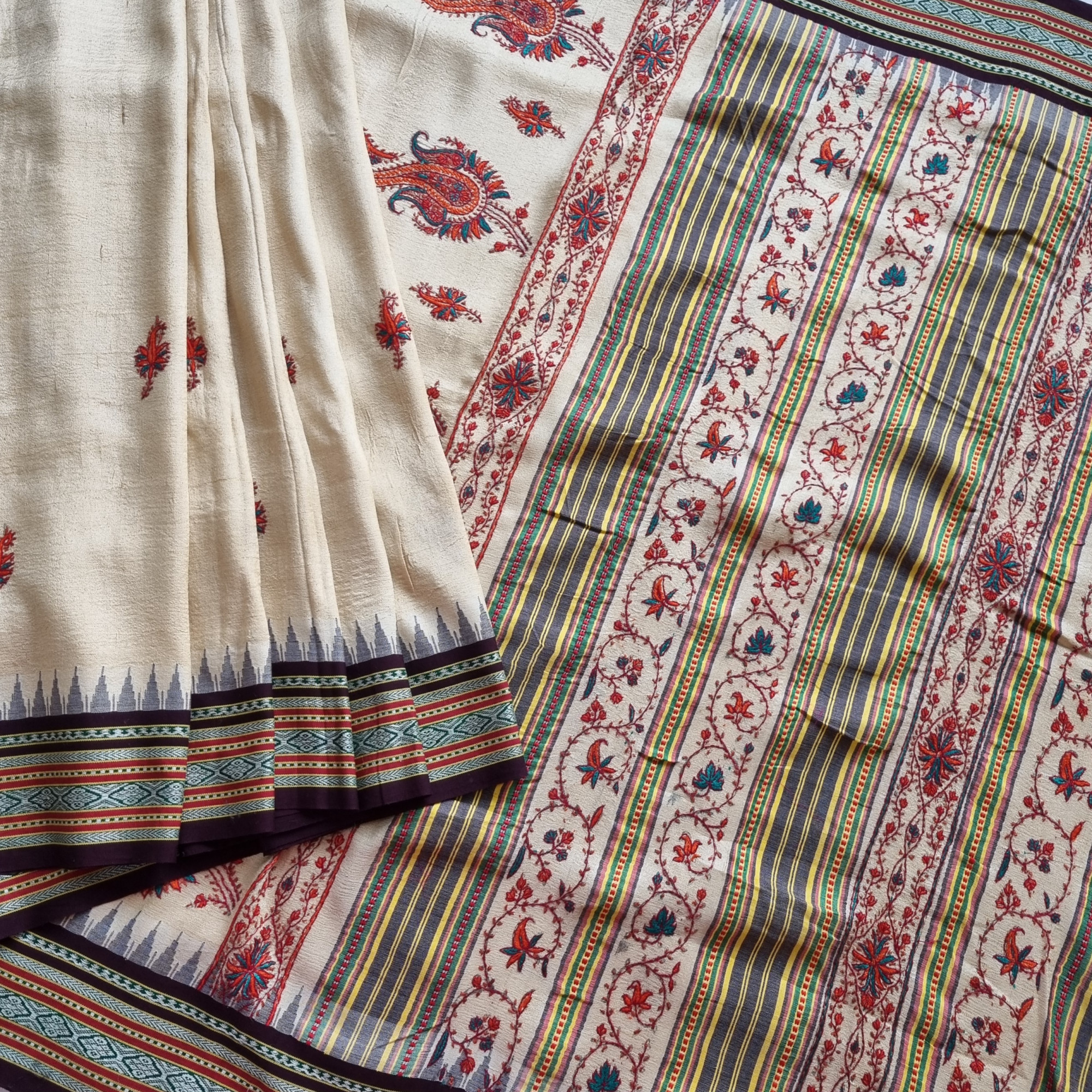 Kashmiri Sozni X Vidarbha tasar Karvati kinar