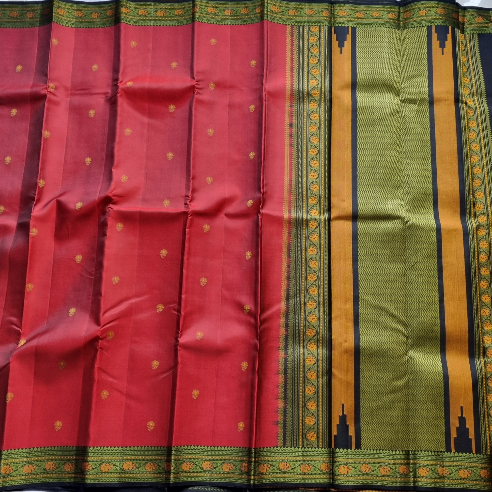 Kanjivaram Silk maroon threadwork