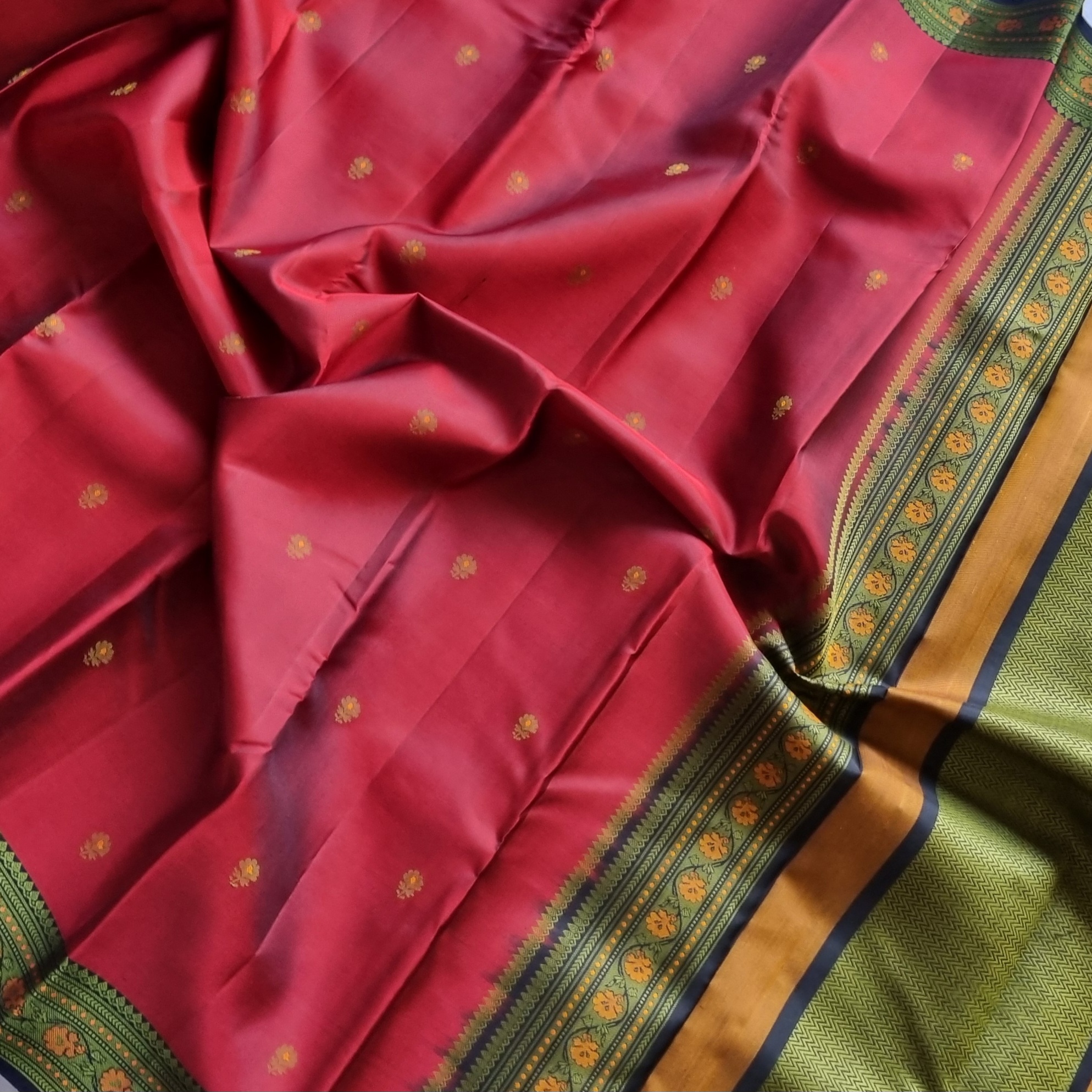 Kanjivaram Silk maroon threadwork