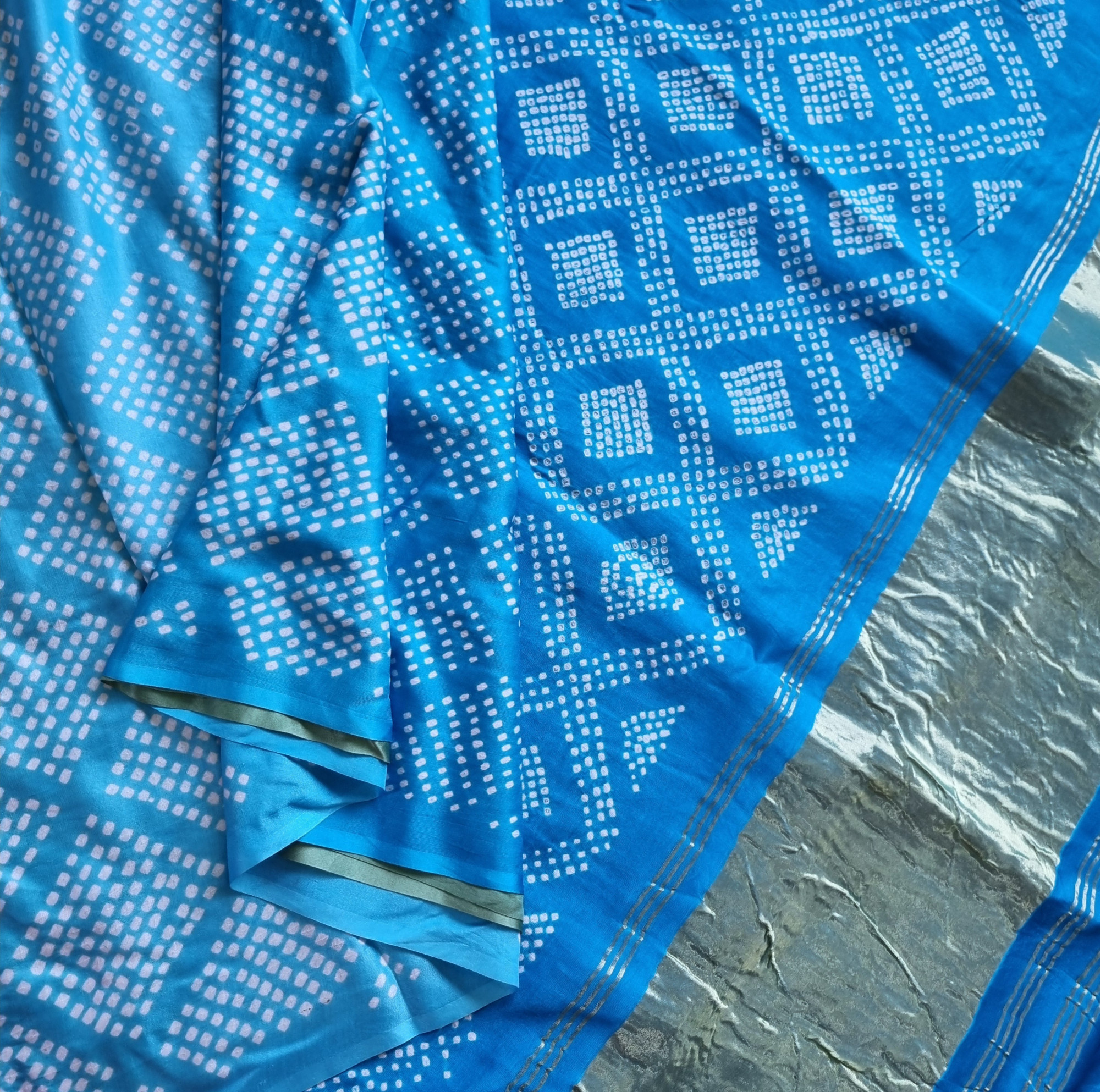 Handcrafted Bandhani Gajji Silk exclusive ombre