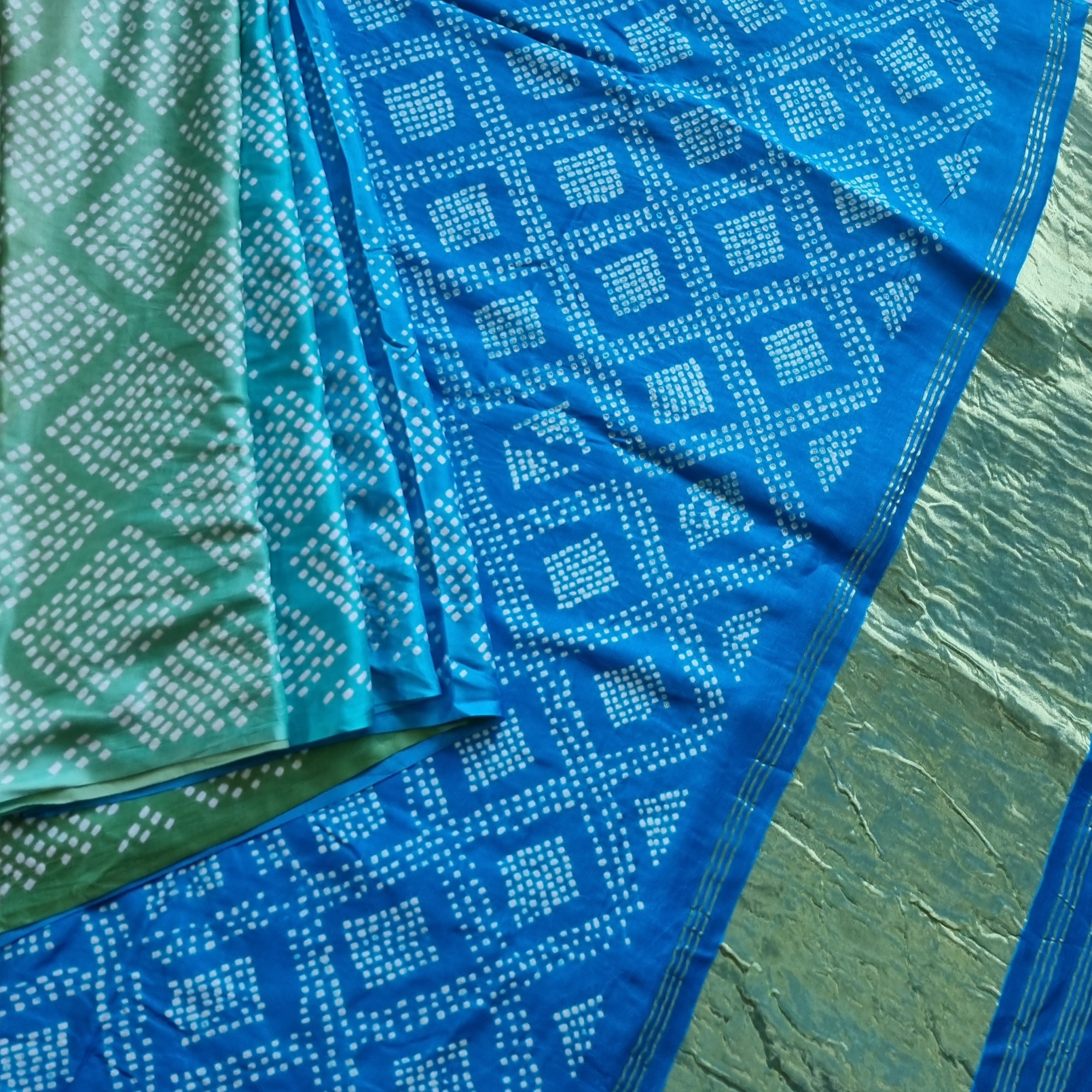 Handcrafted Bandhani Gajji Silk exclusive ombre