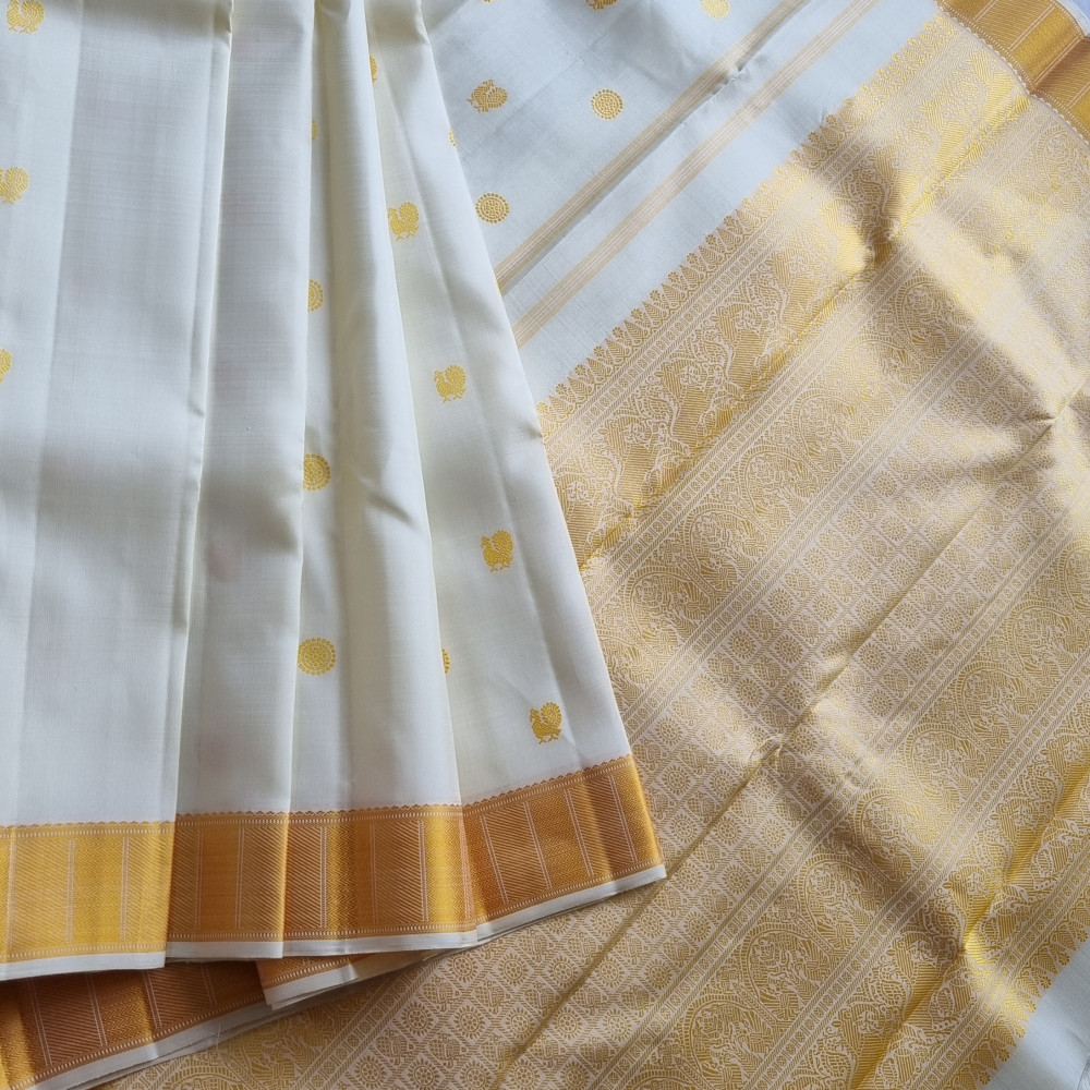 Image of Kanjivaram silk cream threadwork