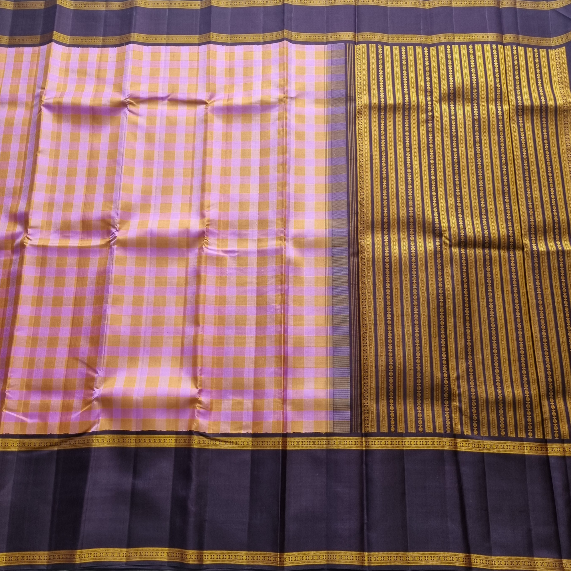 Kanjivaram Silk pastel Kai Korvai kattam