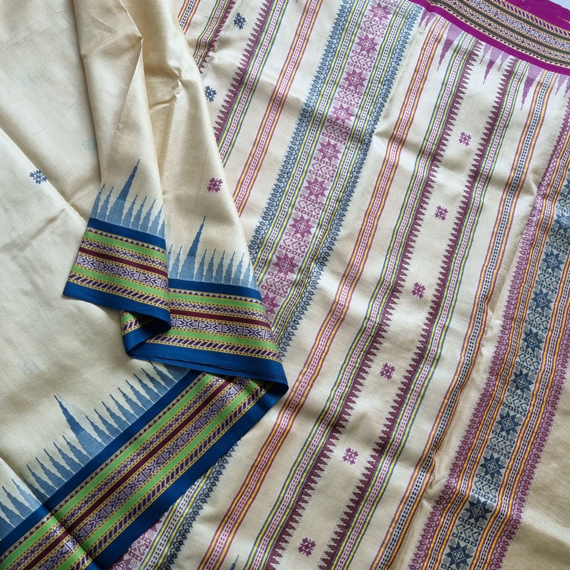 Vidarbha tasar Karvati kinar Ganga Jamuna with Jhala pallu