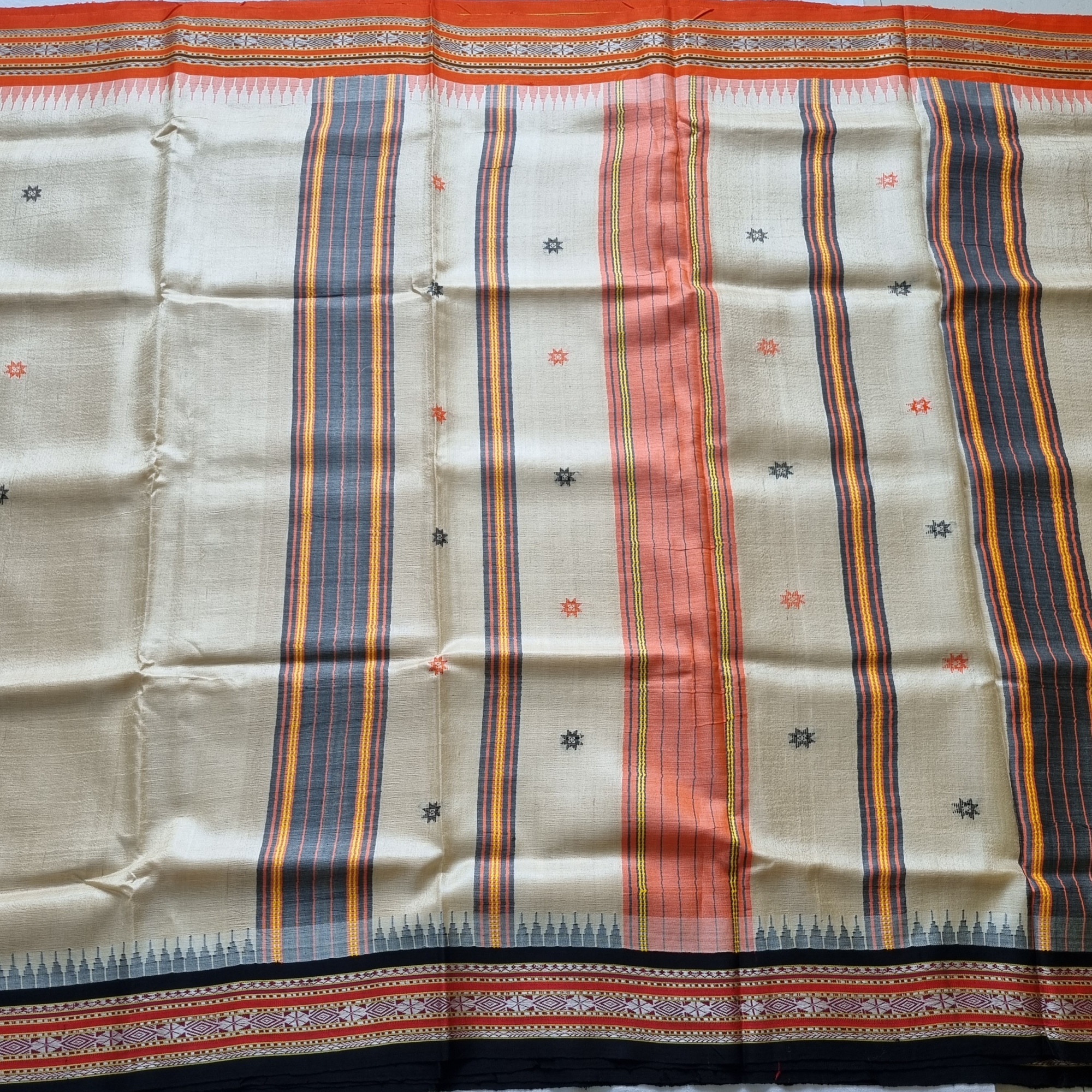 Vidarbha tasar Karvati kinar Ganga Jamuna with buttas