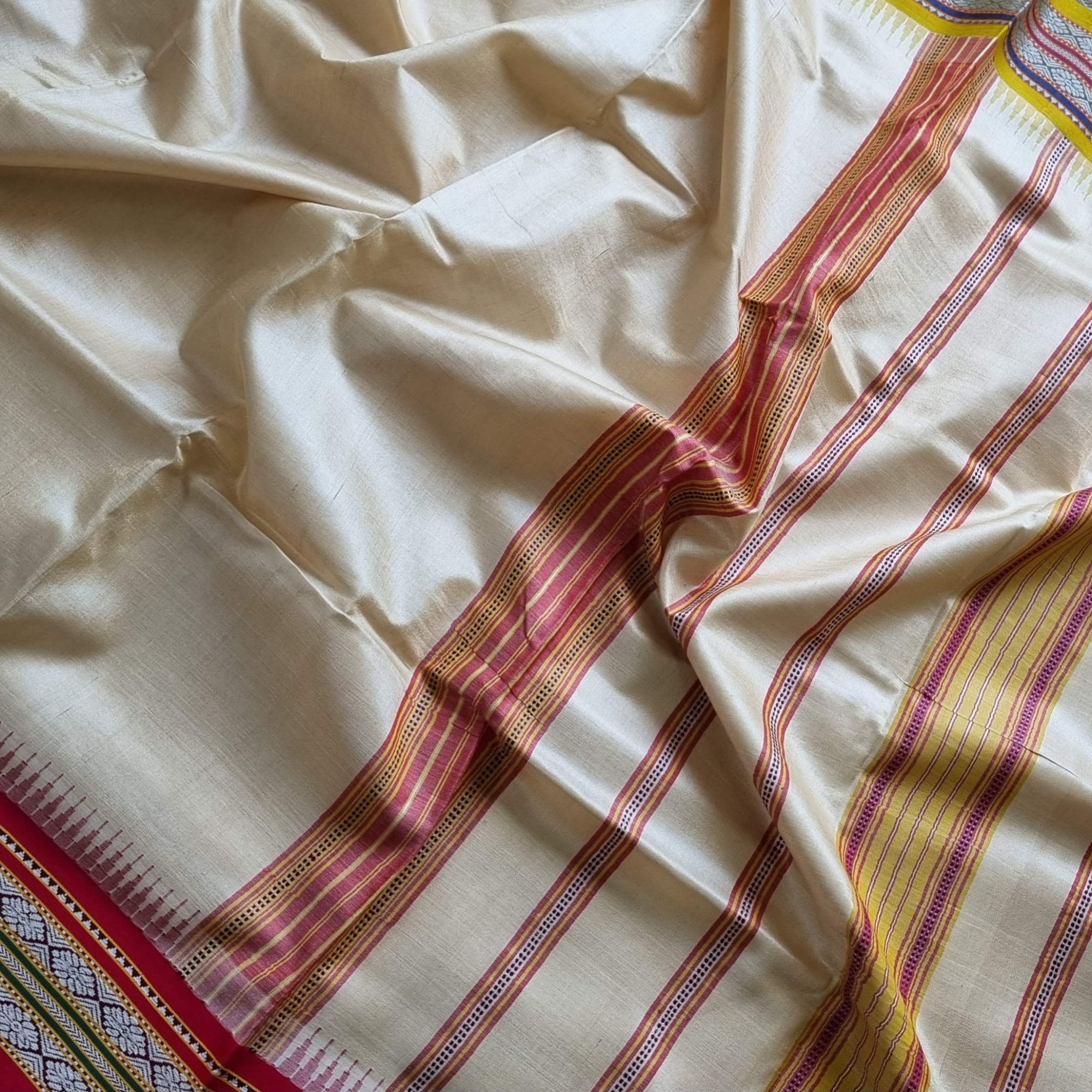 Vidarbha tasar Karvati kinar Ganga Jamuna