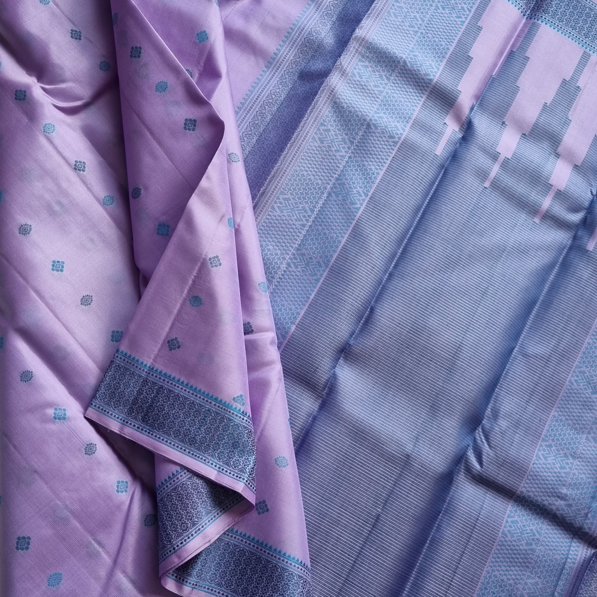 Kanjivaram Silk lovely lavender threadwork