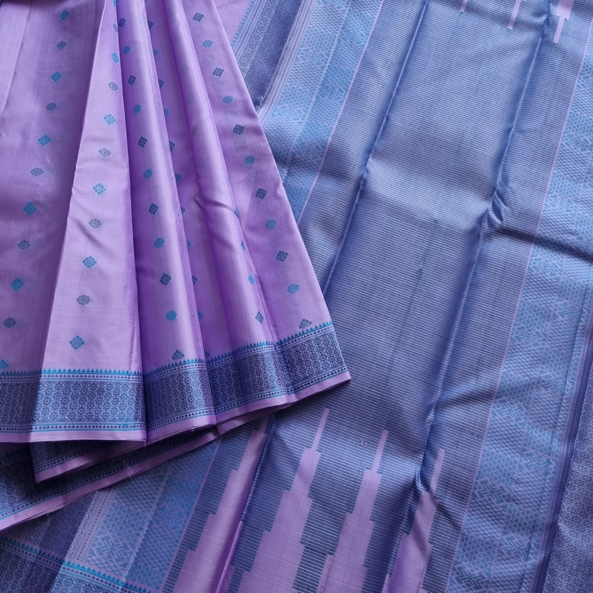 Kanjivaram Silk lovely lavender threadwork