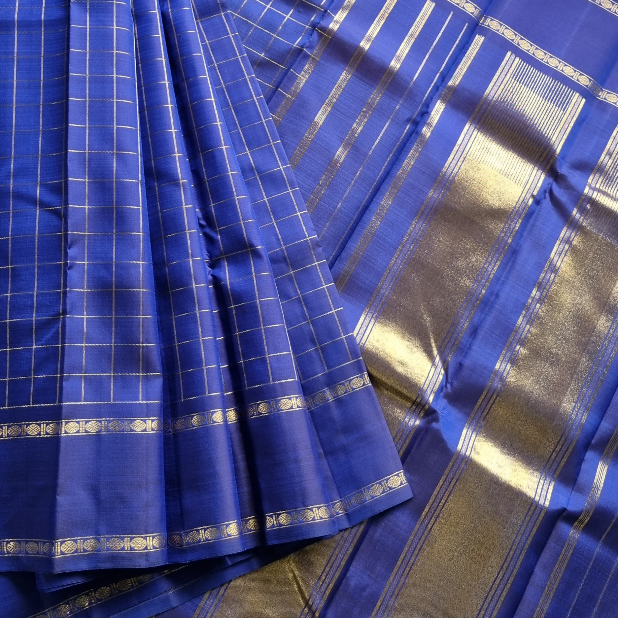 Kanjivaram silk royal blue checks