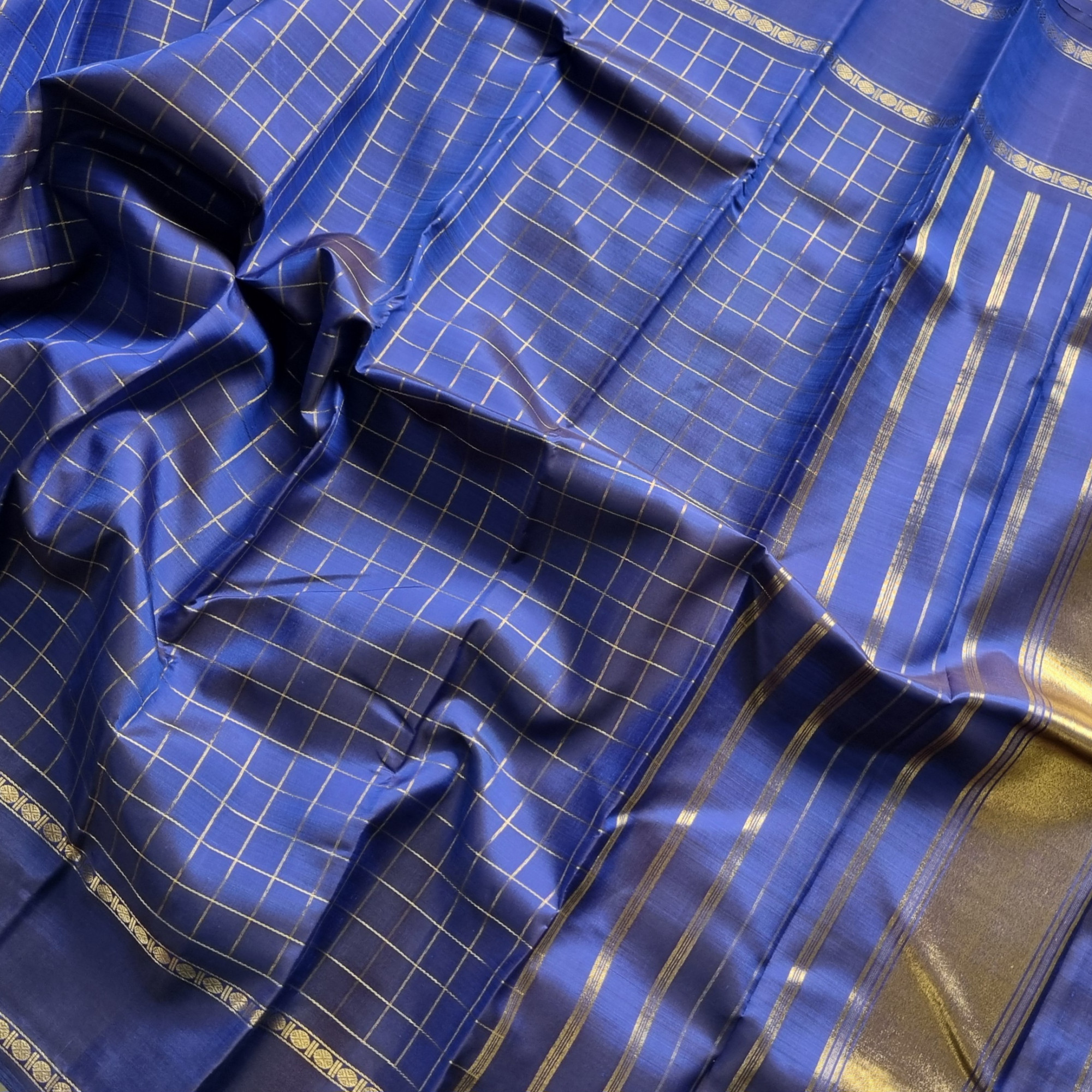 Kanjivaram silk royal blue checks