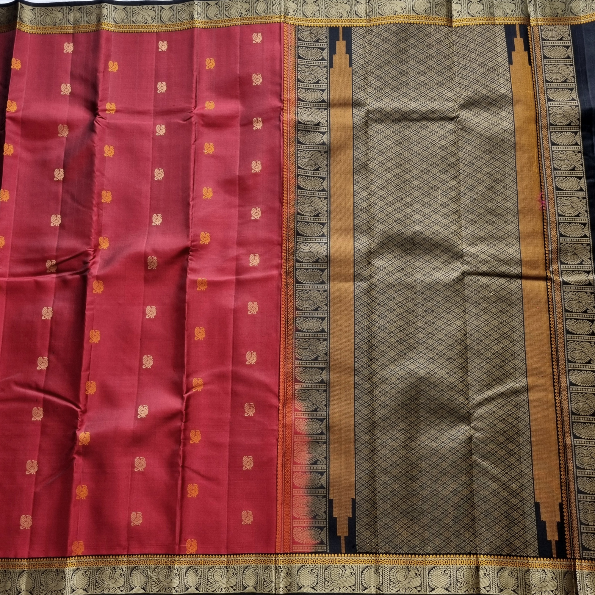 Kanjivaram Silk maroon threadwork