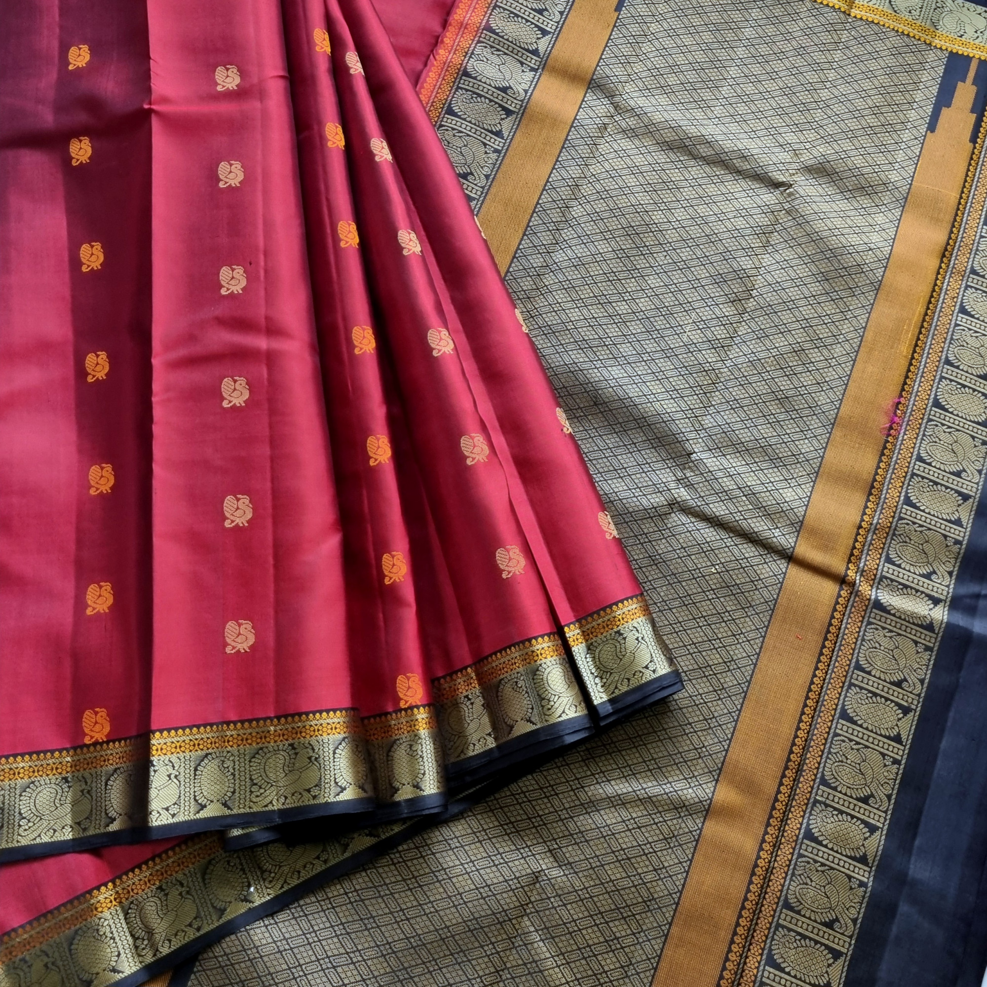 Kanjivaram Silk maroon threadwork